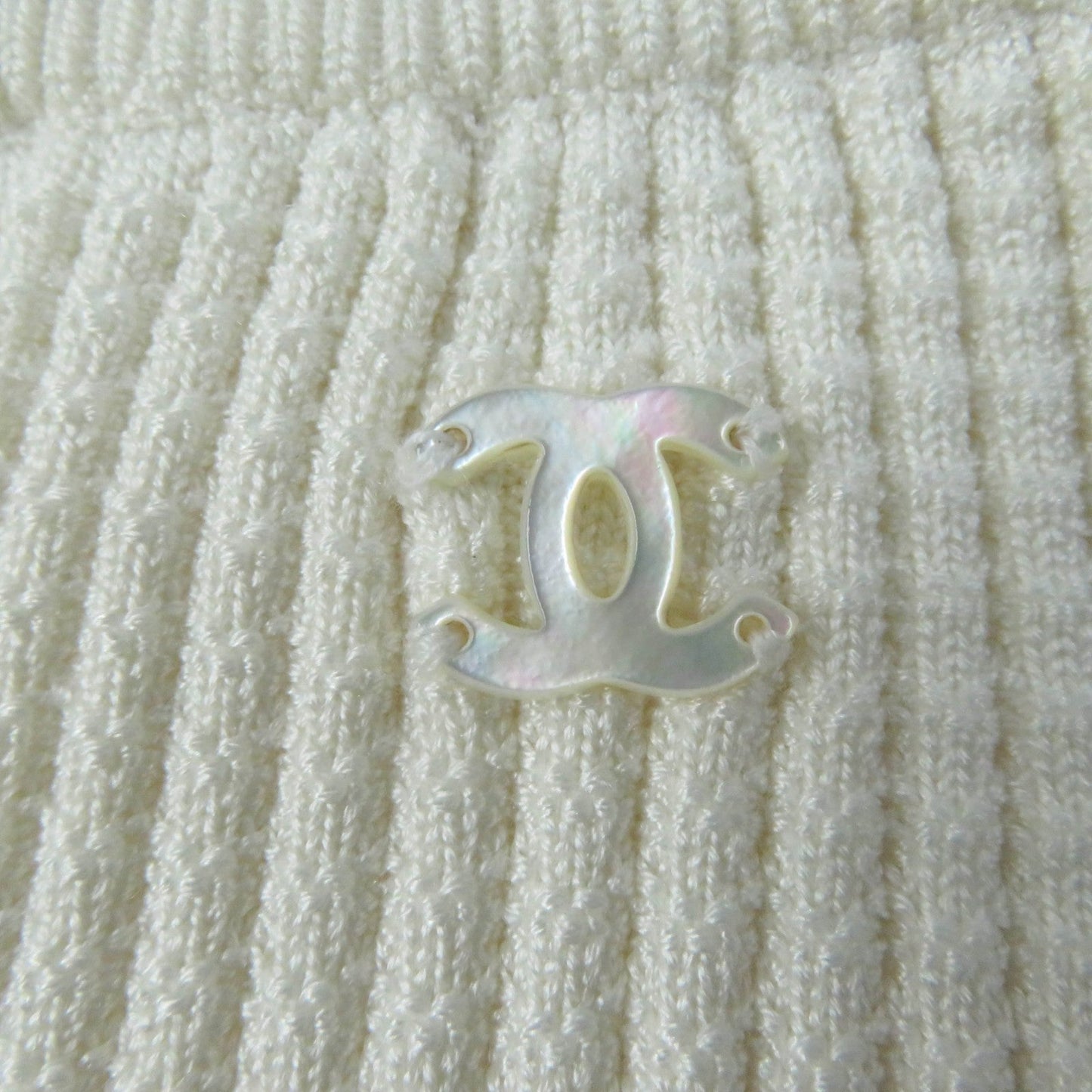 Chanel COCO Mark Silk Knit Shorts Ivory 36