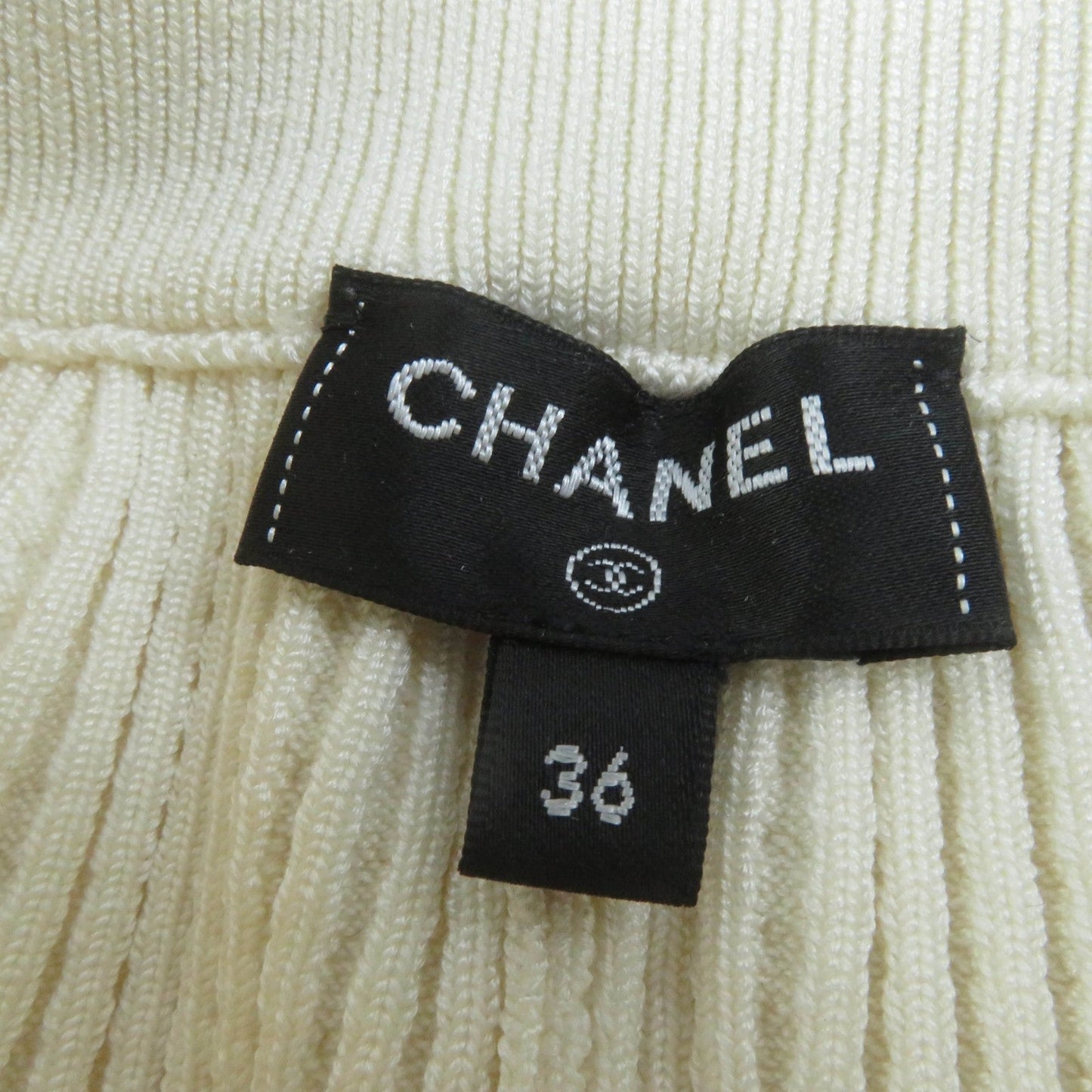 Chanel COCO Mark Silk Knit Shorts Ivory 36