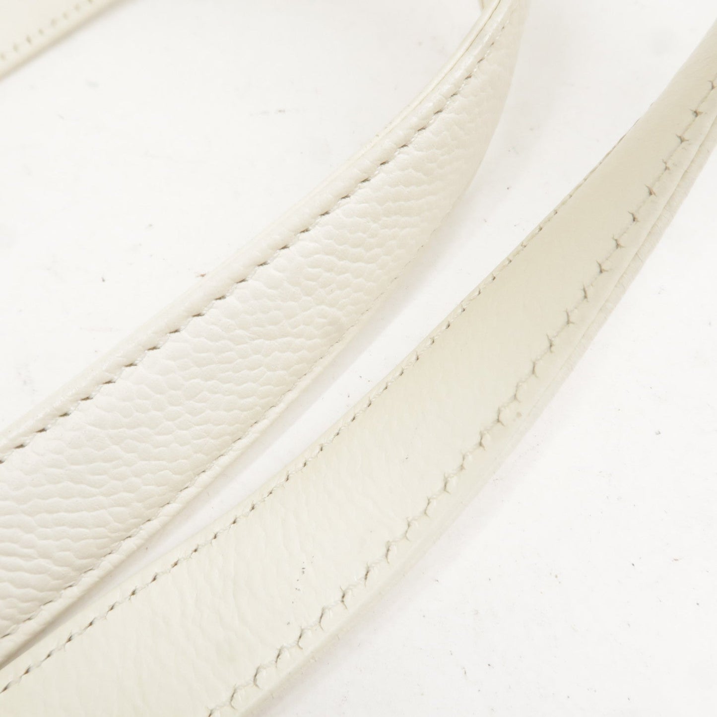 CHANEL Chocolate Bar Caviar Skin Mini Boston Bag White A26135