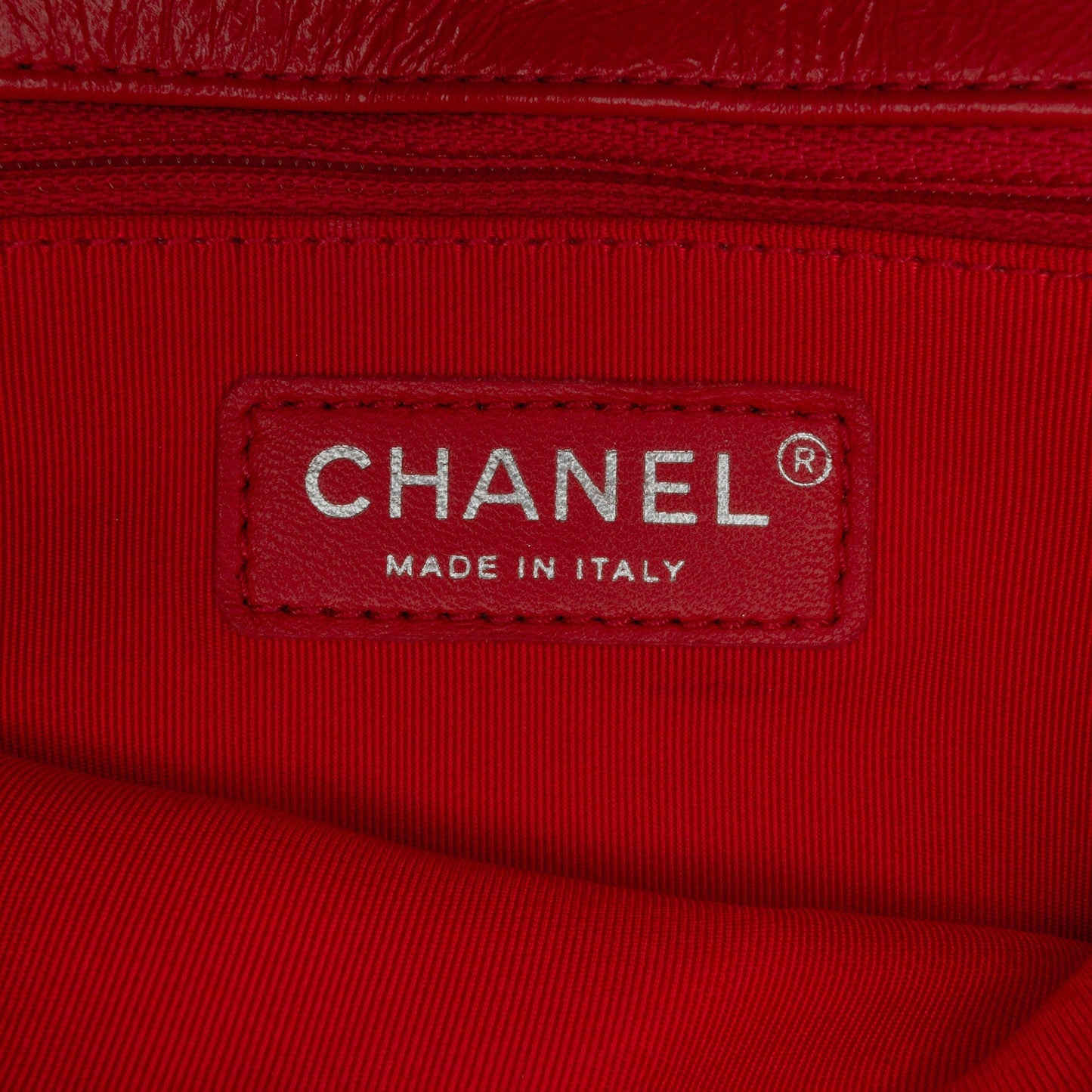 Chanel Sac CC Crinkled Calfskin Chain Flap