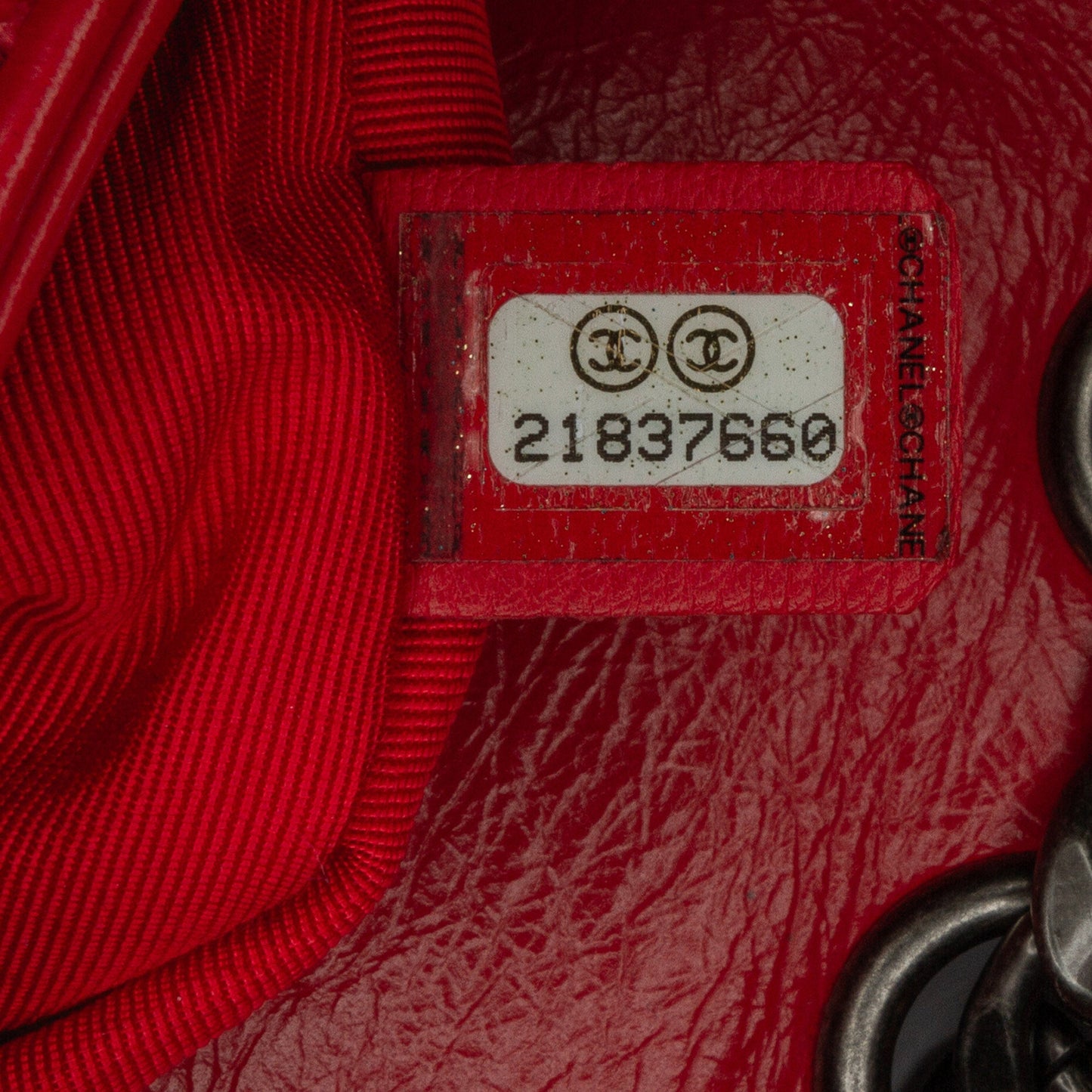 Chanel Sac CC Crinkled Calfskin Chain Flap