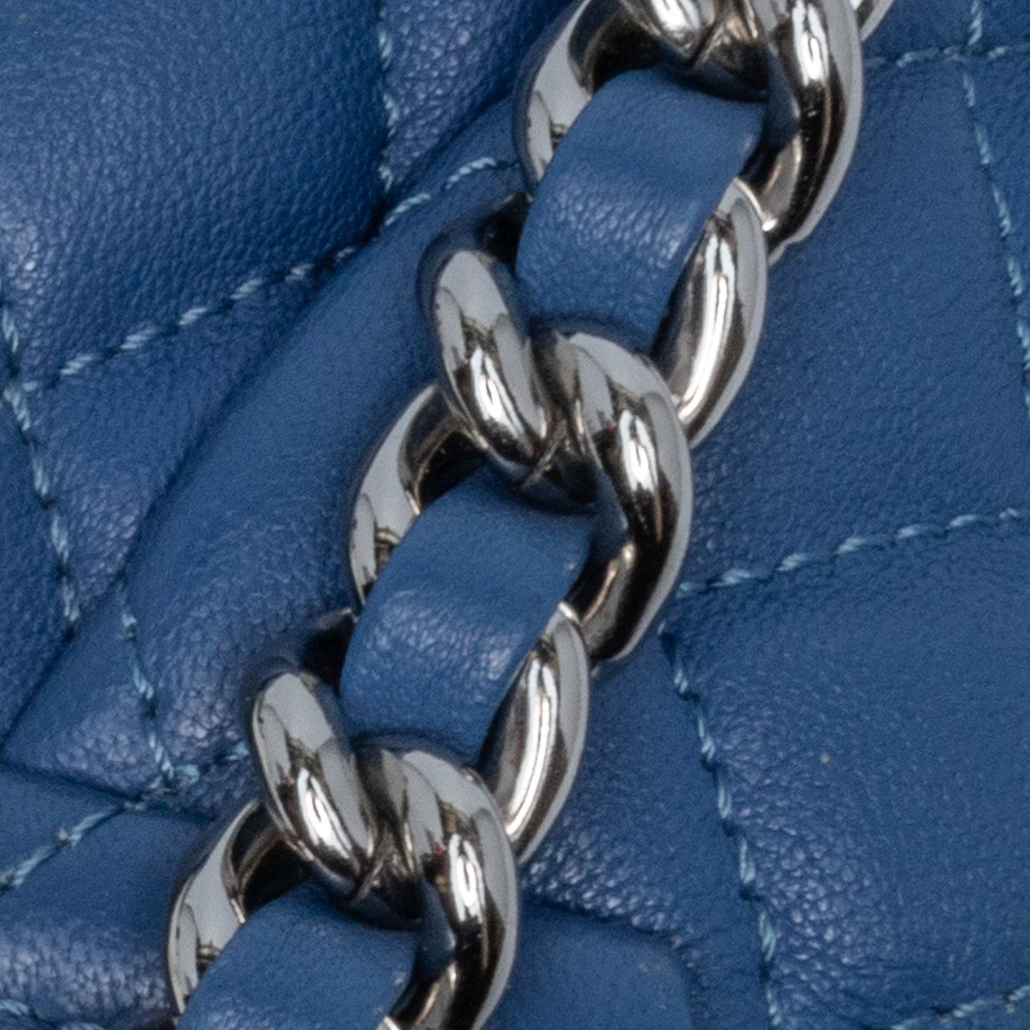 Chanel Sac Mini CC Chain Around Lambskin Flap