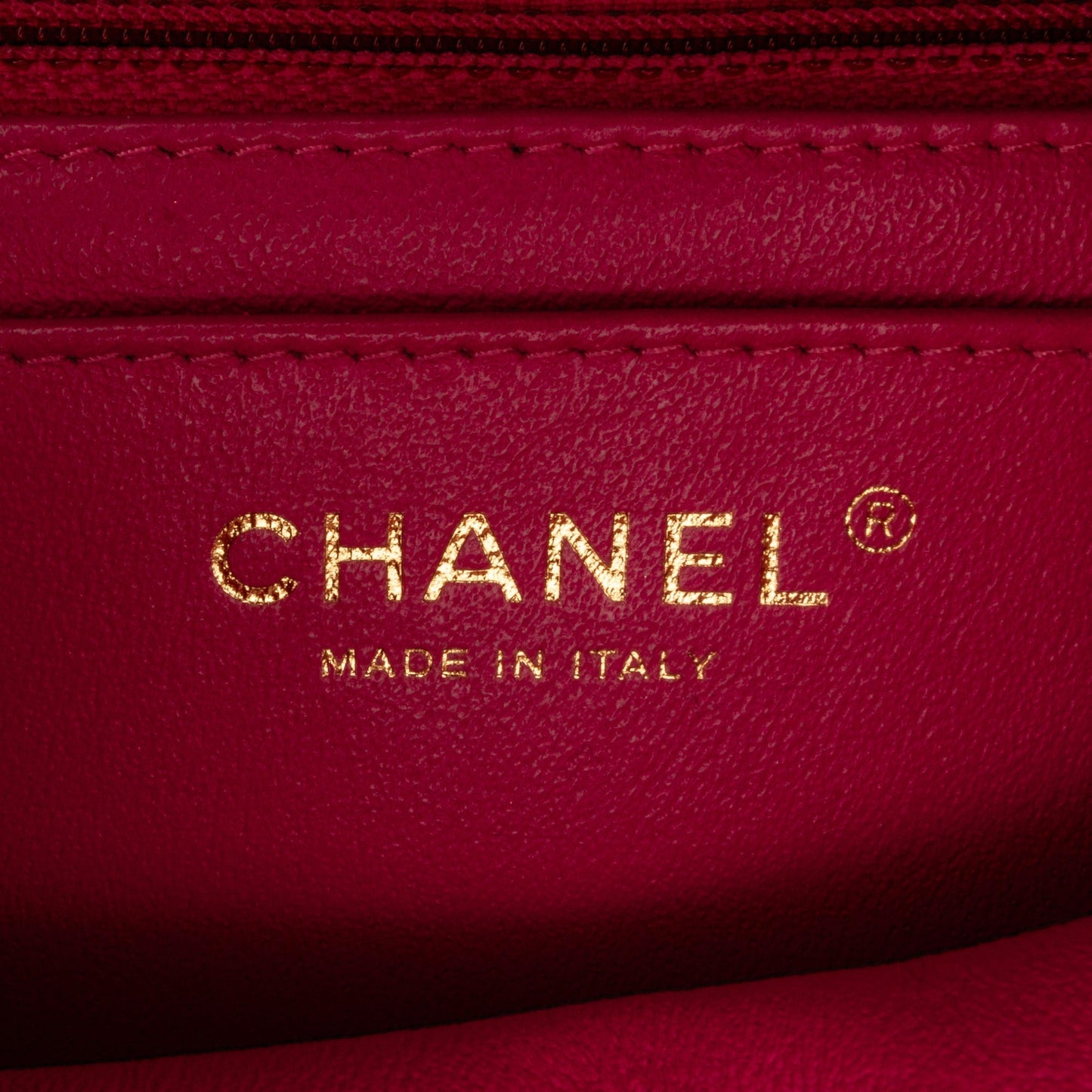 Chanel Sac Mini Square Classic Chevron Lambskin Flap