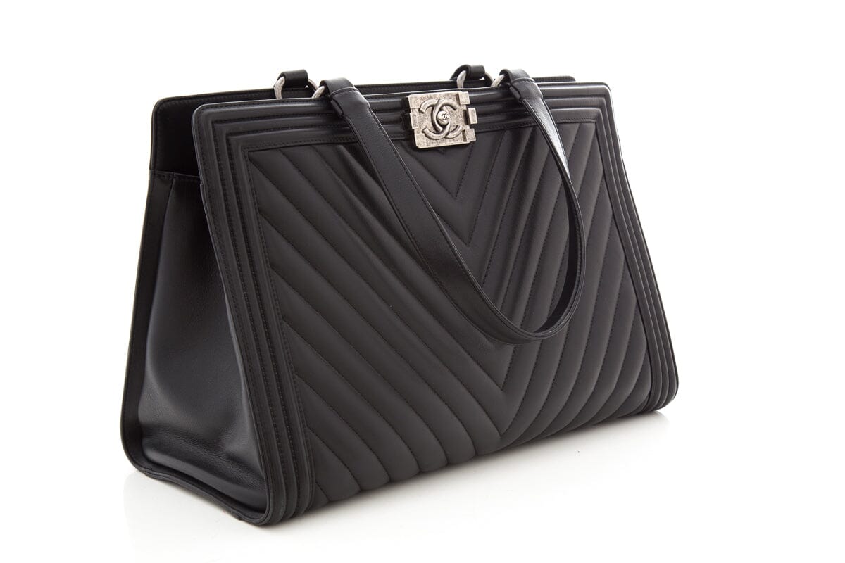 Chanel 2014/2015 "Boy Shopper" 30cm Black Chevron Leather Tote W/ Palladium HW