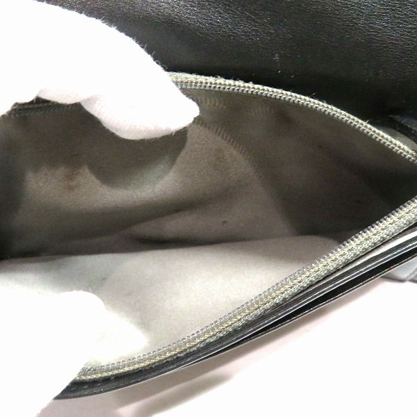 Chanel Camellia Patent Makeup Palette Wallet