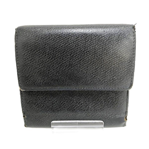 Chanel Leather Coco Button Wallet A20902