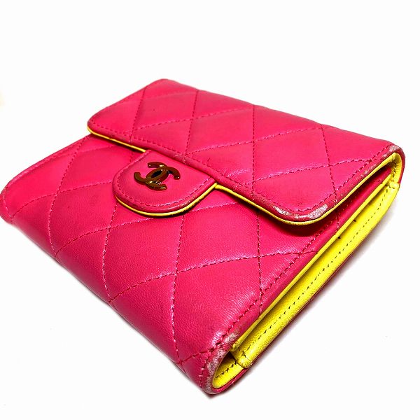 Chanel Matelasse Pink Wallet