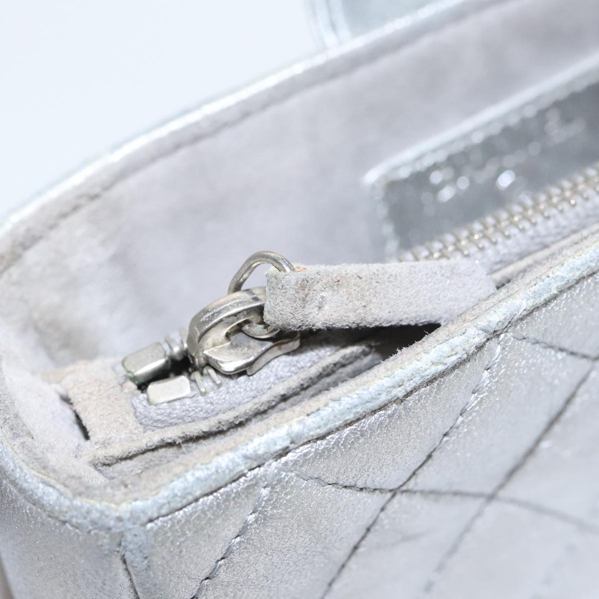 CHANEL Pouch Lamb Skin Silver CC 100726