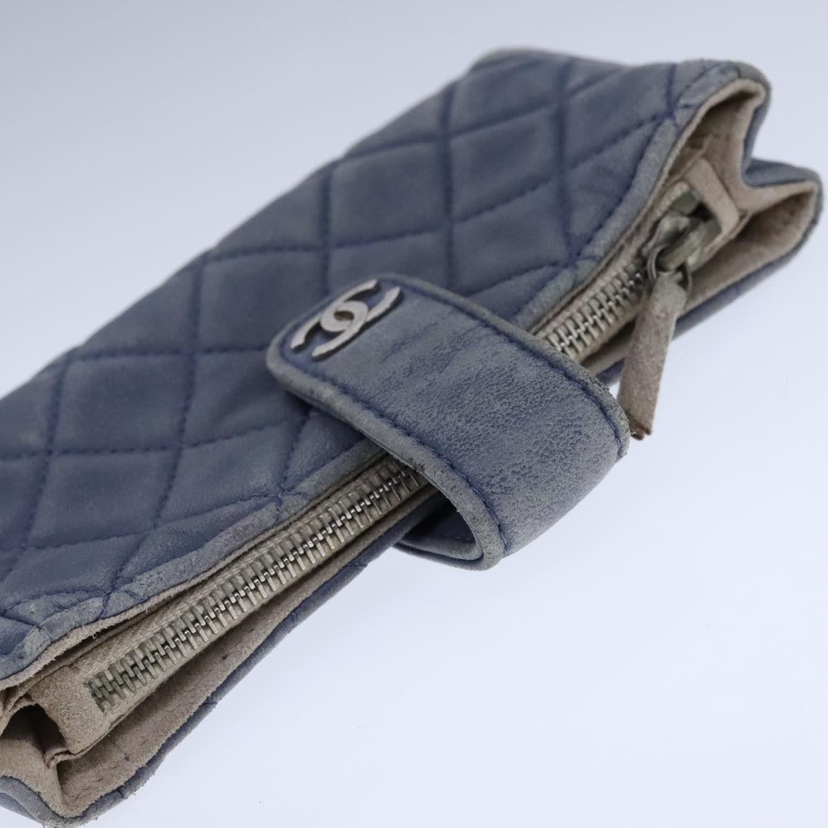 CHANEL Pouch Lamb Skin Blue CC 104355