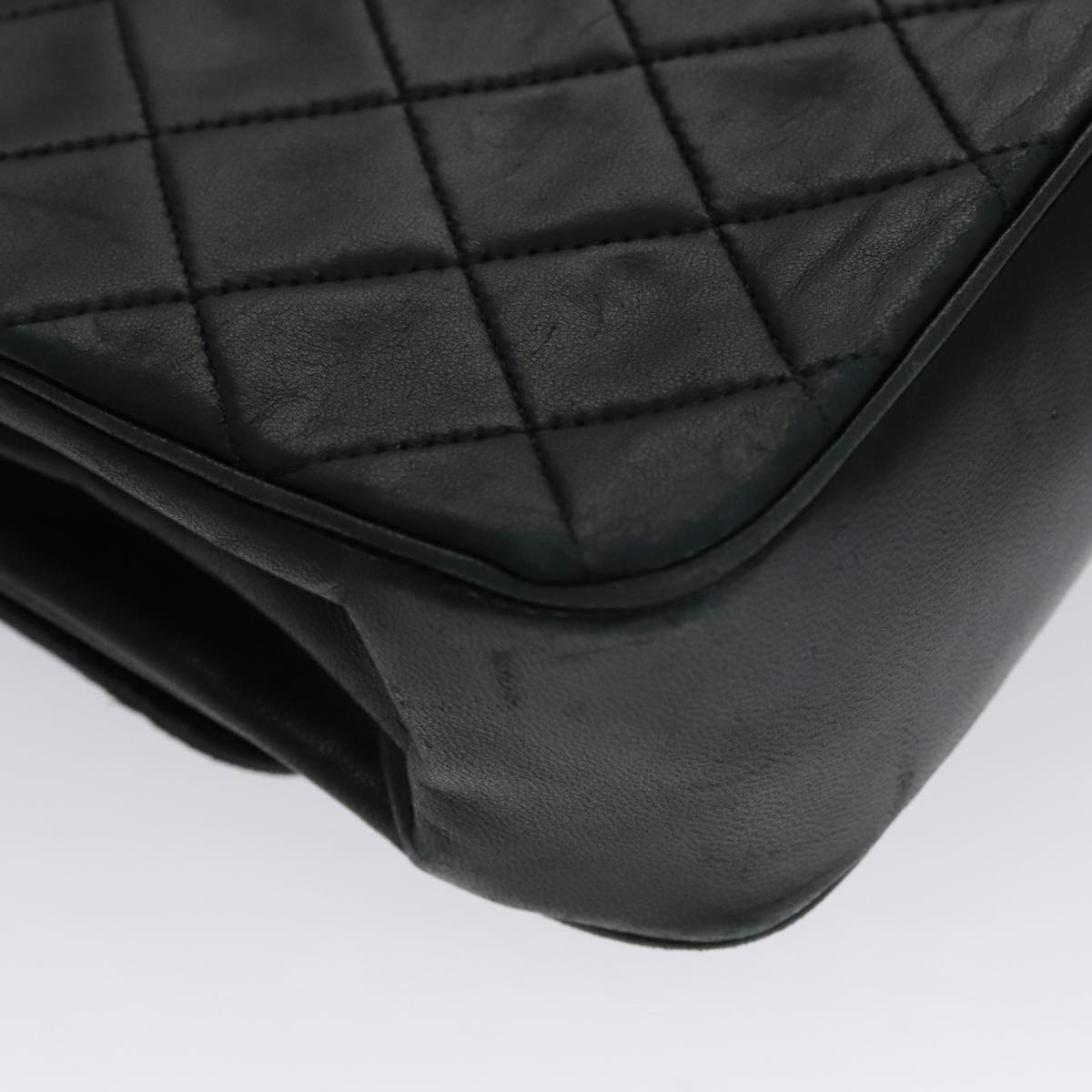CHANEL Chain Matelasse Shoulder Bag Lamb Skin Navy CC 104986