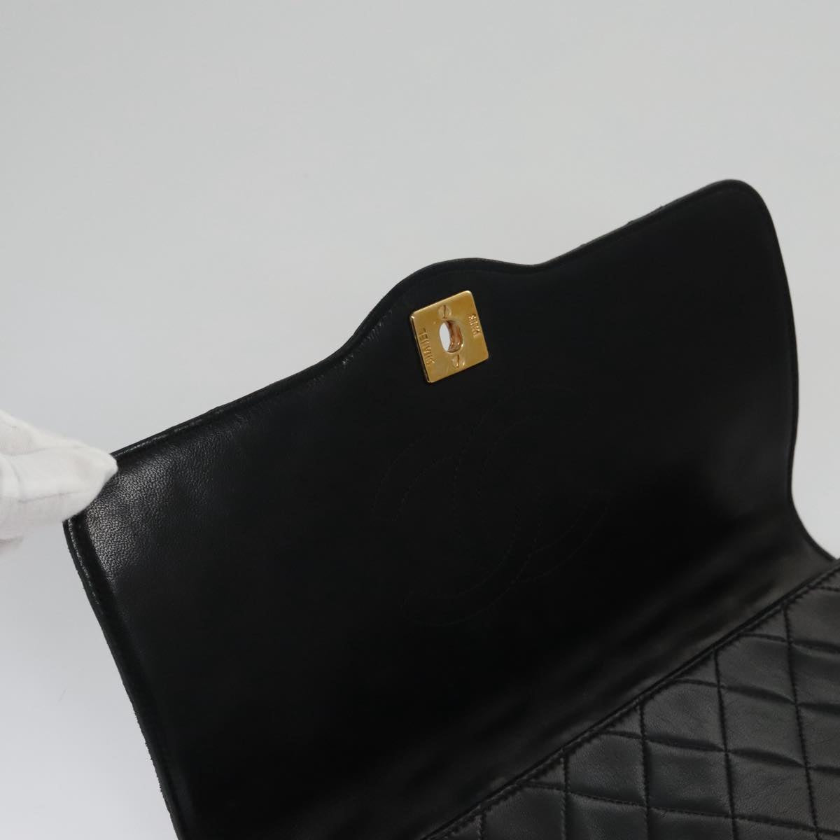 CHANEL Chain Matelasse Shoulder Bag Lamb Skin Navy CC 104986