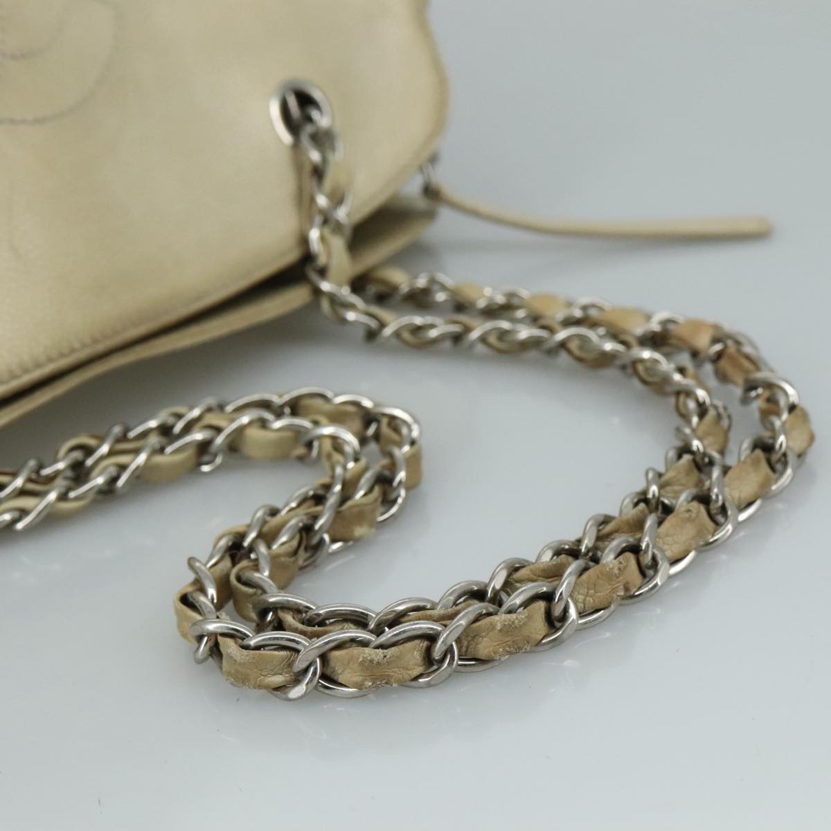 CHANEL Matelasse Chain Tote Bag Caviar Skin Ivory Silver CC 105696