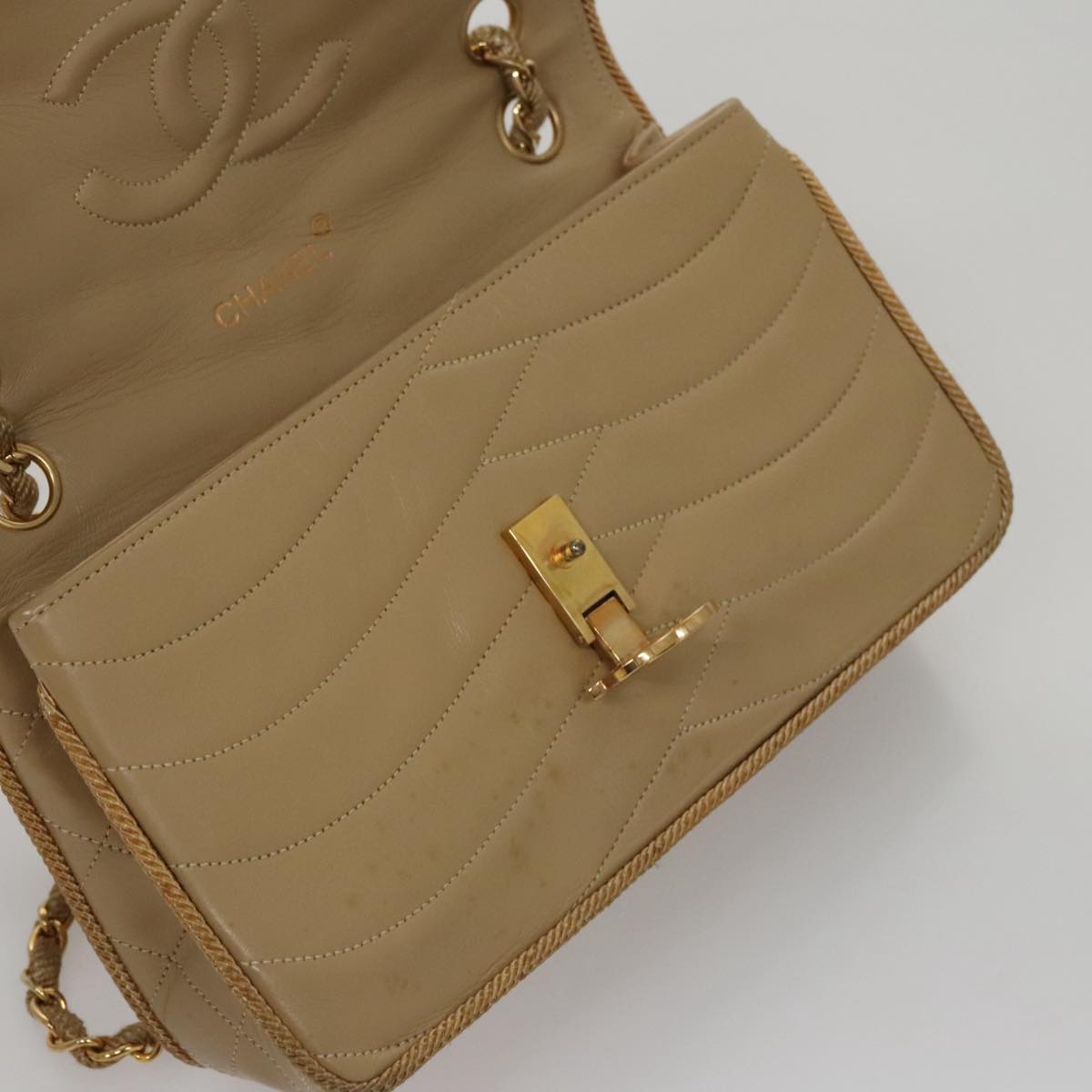 CHANEL Matelasse Chain Shoulder Bag Lamb Skin Beige Gold CC 105701