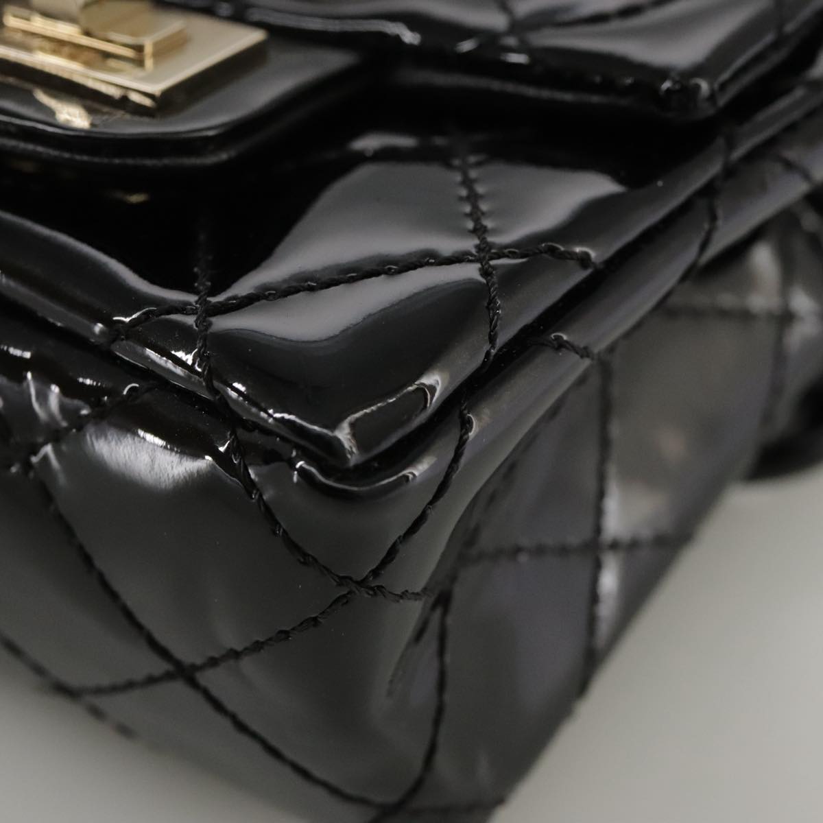 CHANEL Pouch Patent leather Black CC 106201