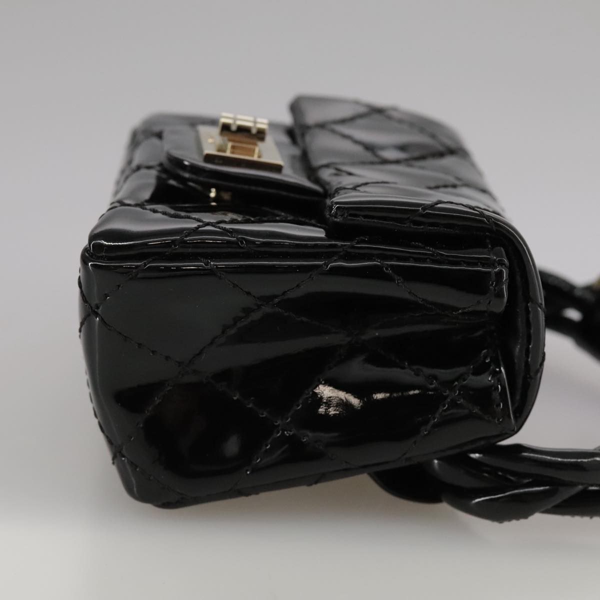 CHANEL Pouch Patent leather Black CC 106201