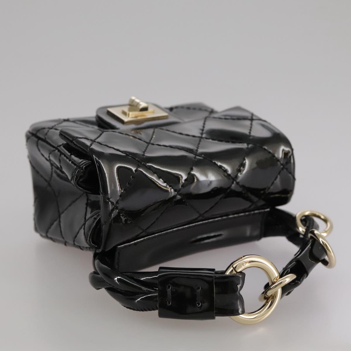 CHANEL Pouch Patent leather Black CC 106201