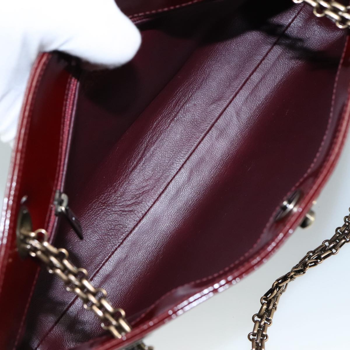 CHANEL Chain Shoulder Bag Patent leather Red CC 106421