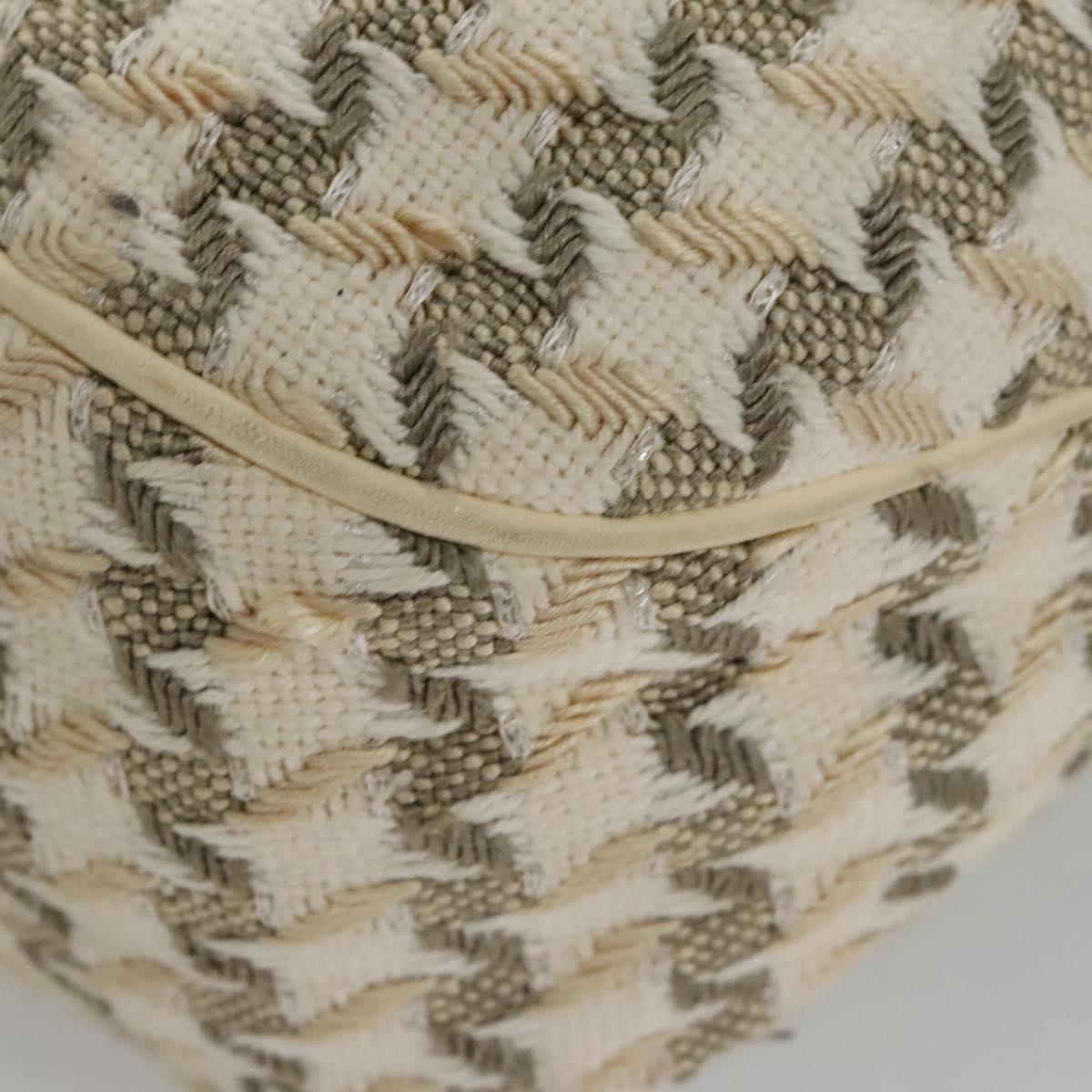 CHANEL Chain Hand Bag tweed Cream CC 106431