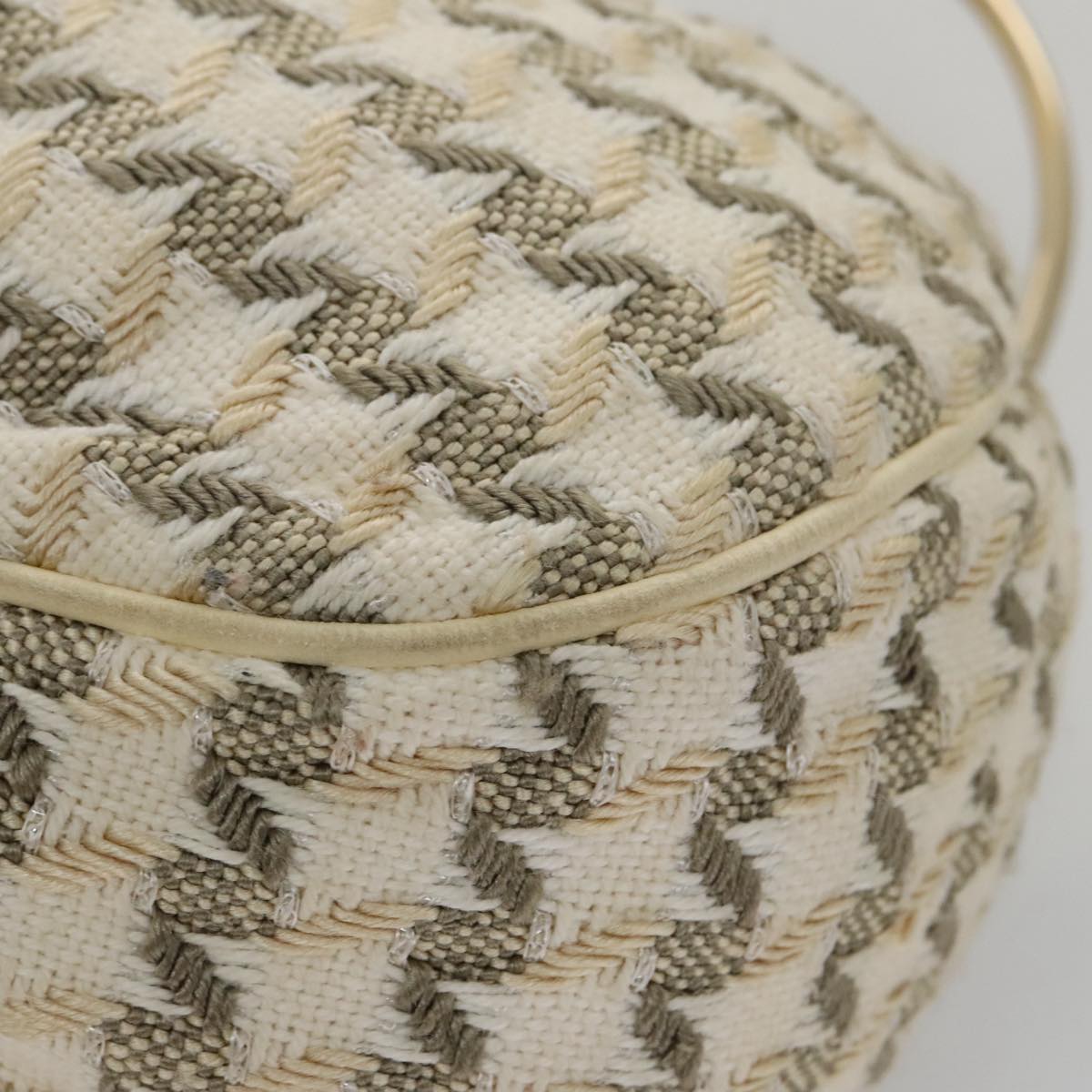 CHANEL Chain Hand Bag tweed Cream CC 106431