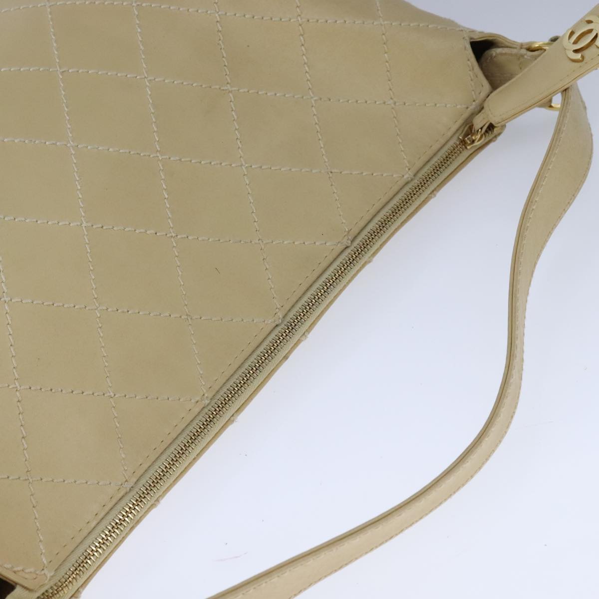 CHANEL Wild Stitch Matelasse Shoulder Bag Leather Beige Gold CC 106837