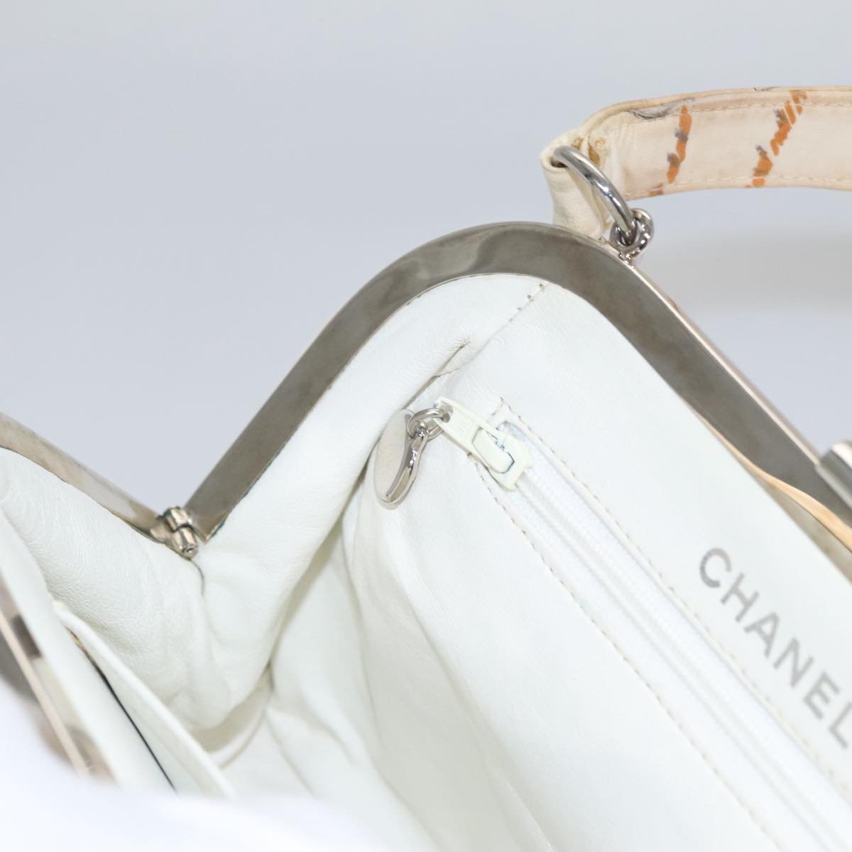 CHANEL Matelasse Hand Bag Canvas White CC 107506