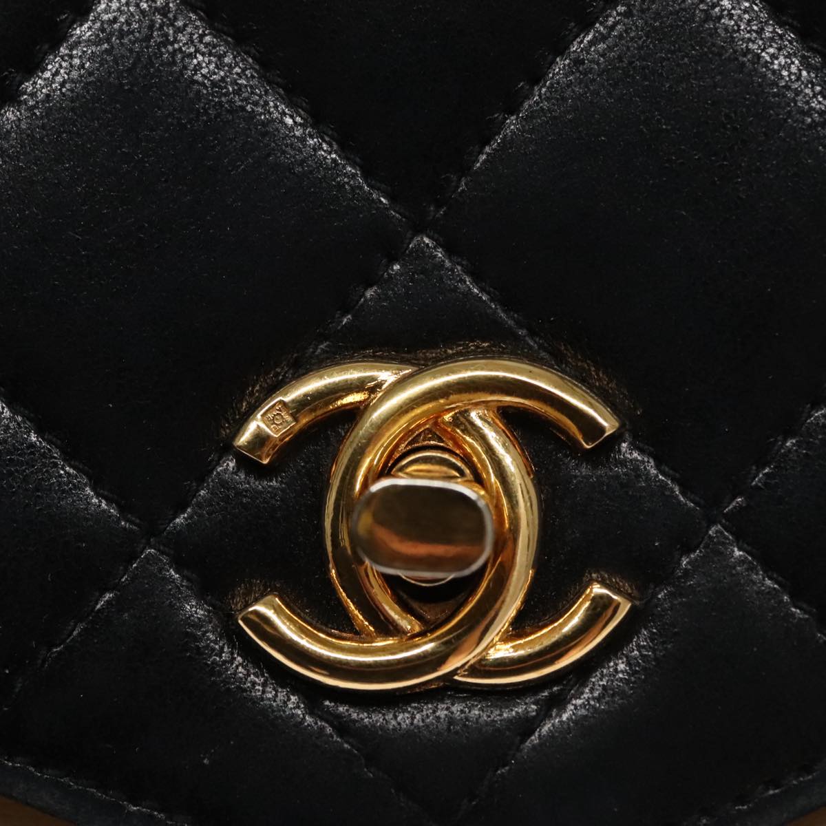 CHANEL Matelasse Chain Shoulder Bag Lamb Skin Beige Gold black CC 107648