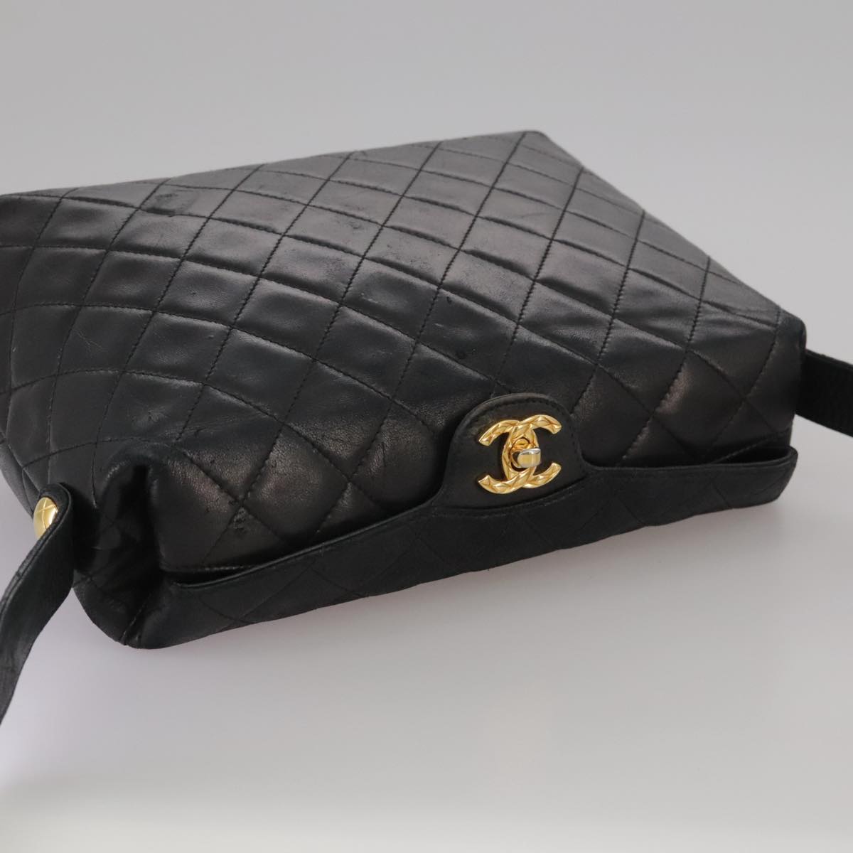 CHANEL Matelasse Shoulder Bag Lamb Skin Black Gold CC 108071