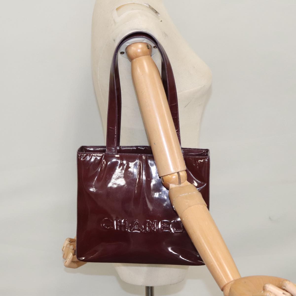 CHANEL Tote Bag Patent leather Purple CC 108601