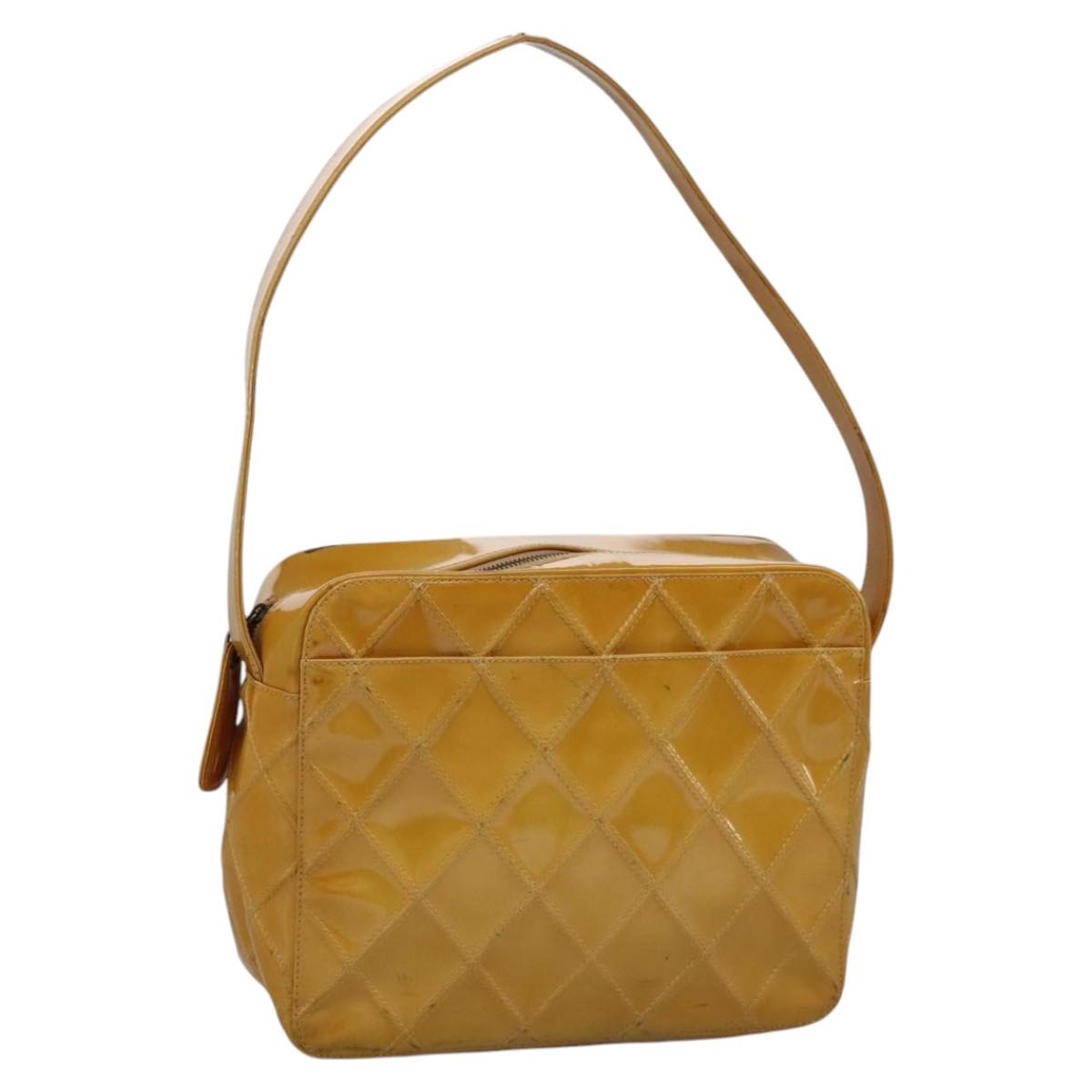 CHANEL Bicolore Shoulder Bag Patent leather Yellow CC 110286