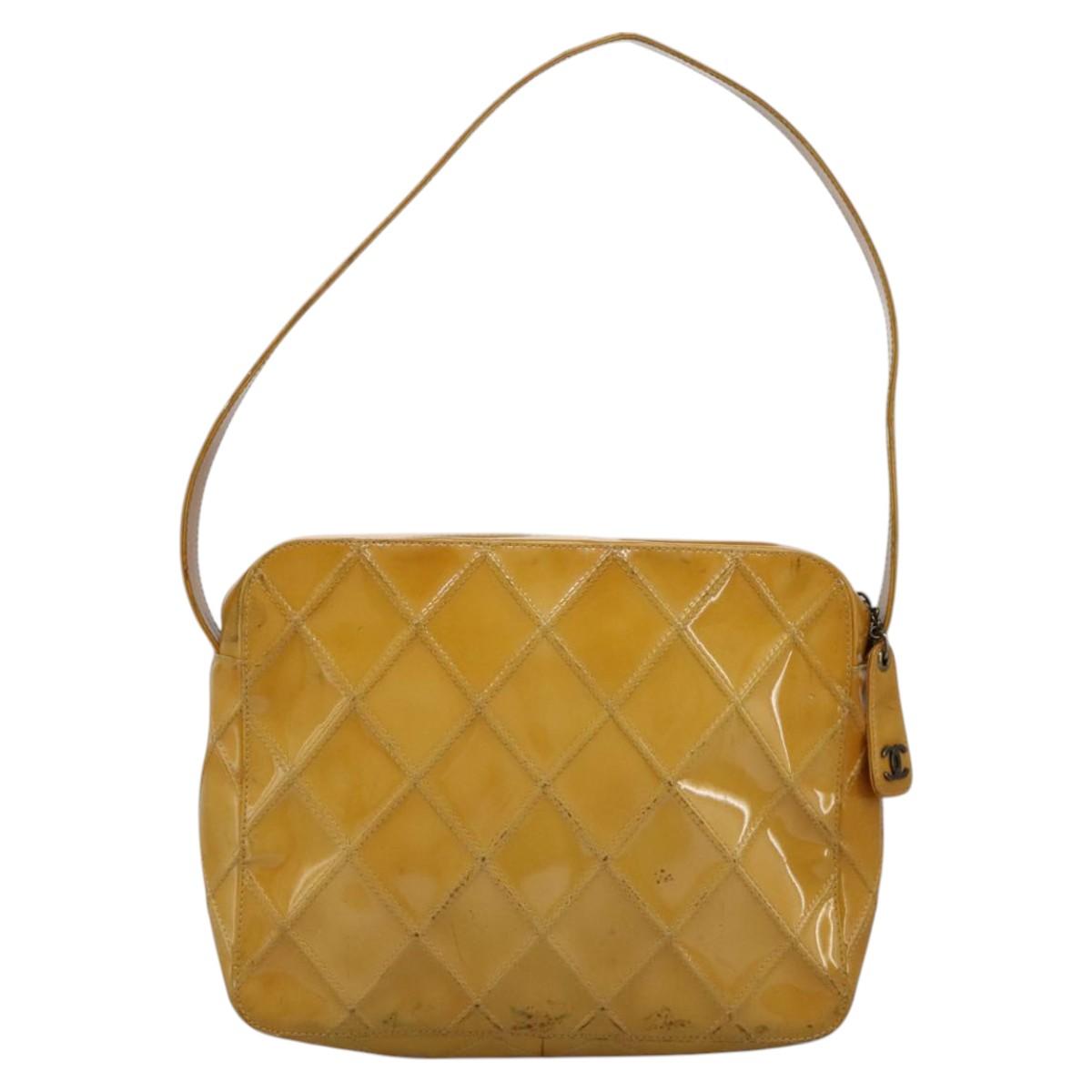 CHANEL Bicolore Shoulder Bag Patent leather Yellow CC 110286