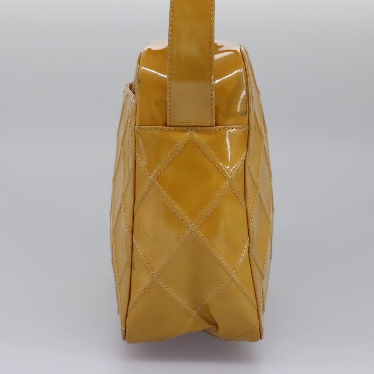 CHANEL Bicolore Shoulder Bag Patent leather Yellow CC 110286