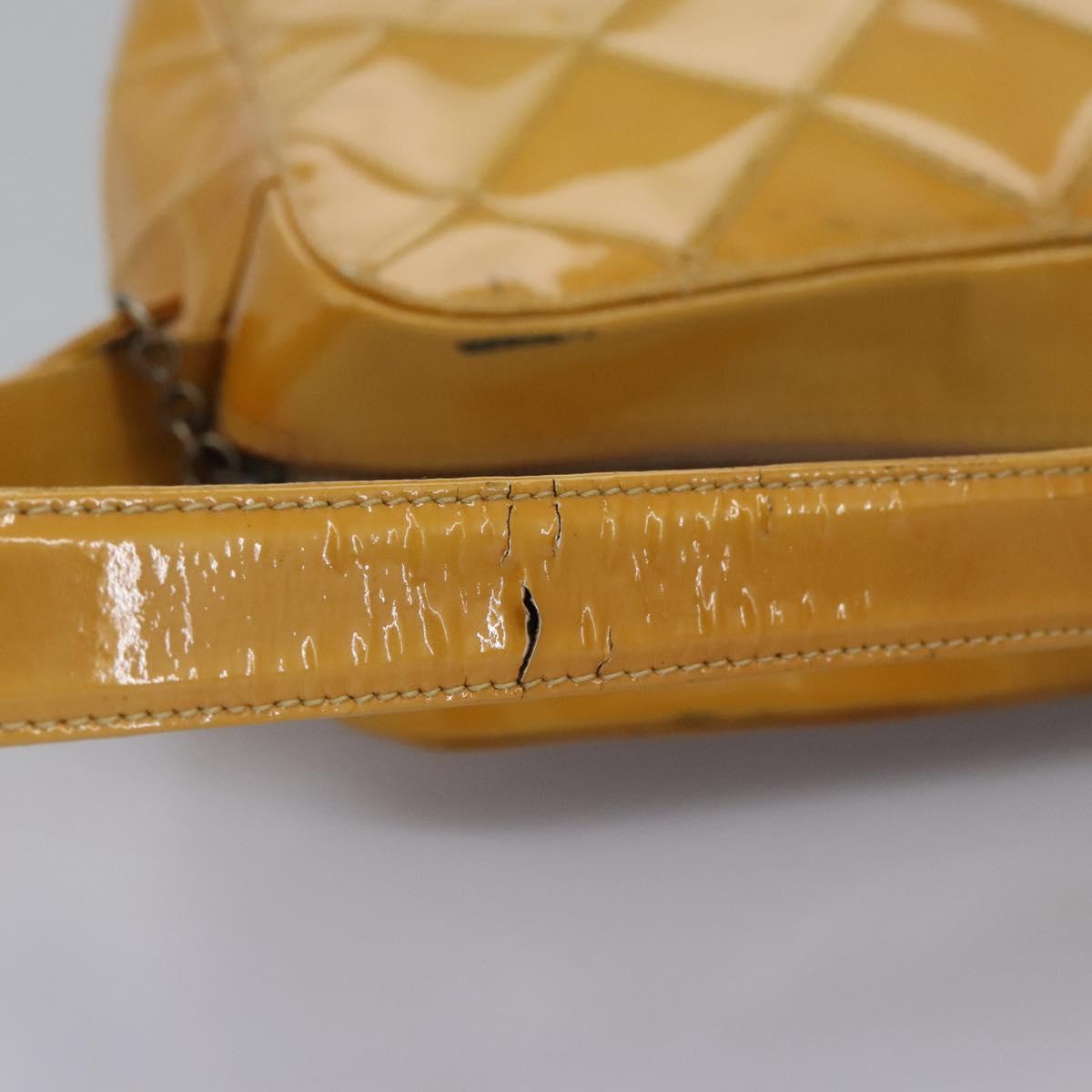 CHANEL Bicolore Shoulder Bag Patent leather Yellow CC 110286
