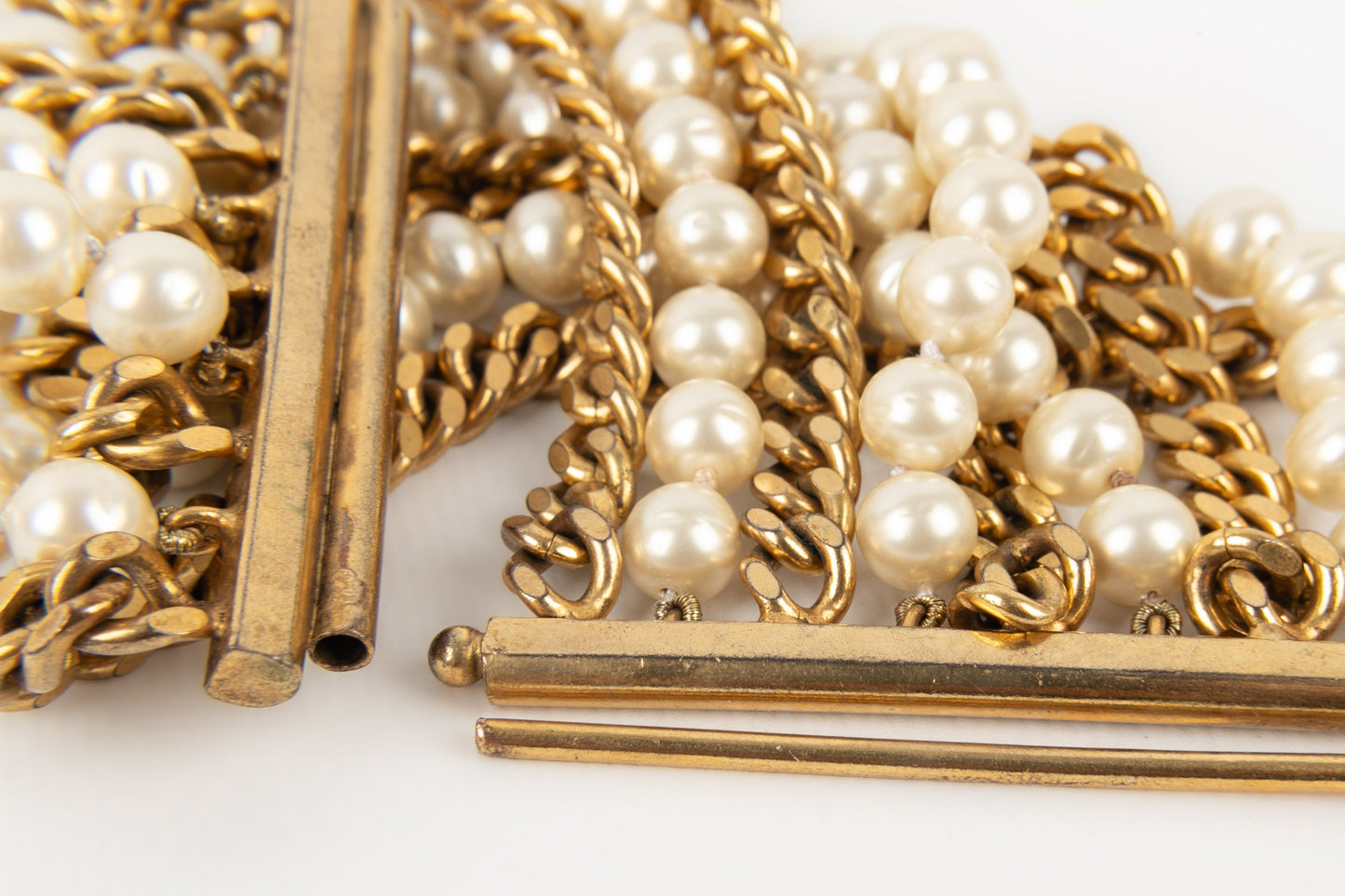 Bracelet de perles nacres Chanel