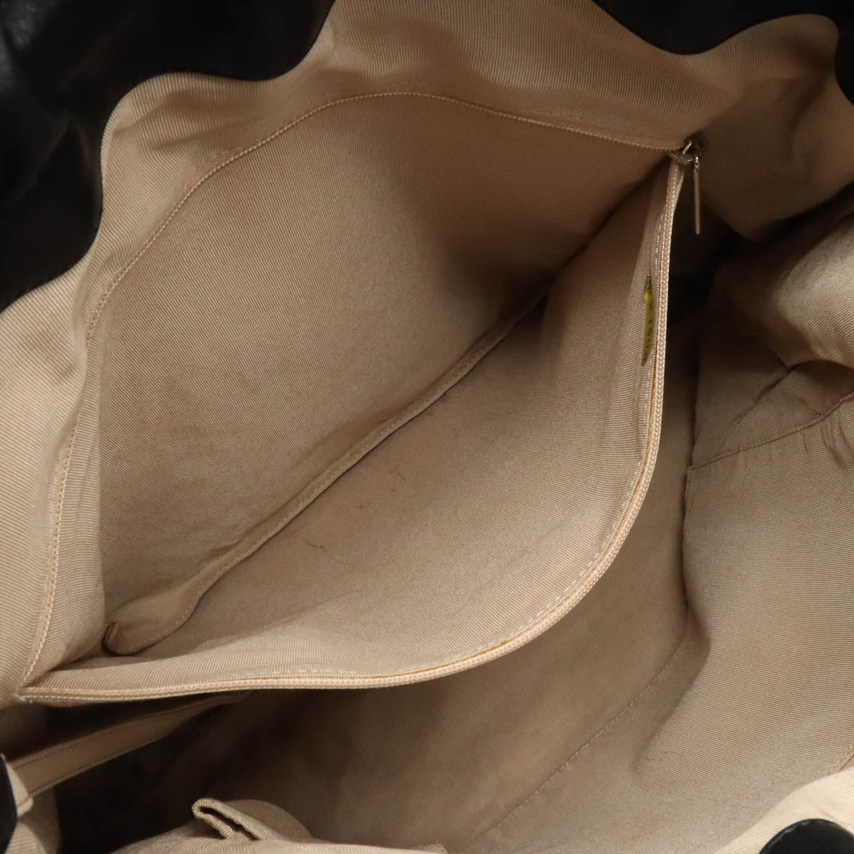 Chanel Leather Embossed Logo Tote Bag A46123 in New Condition