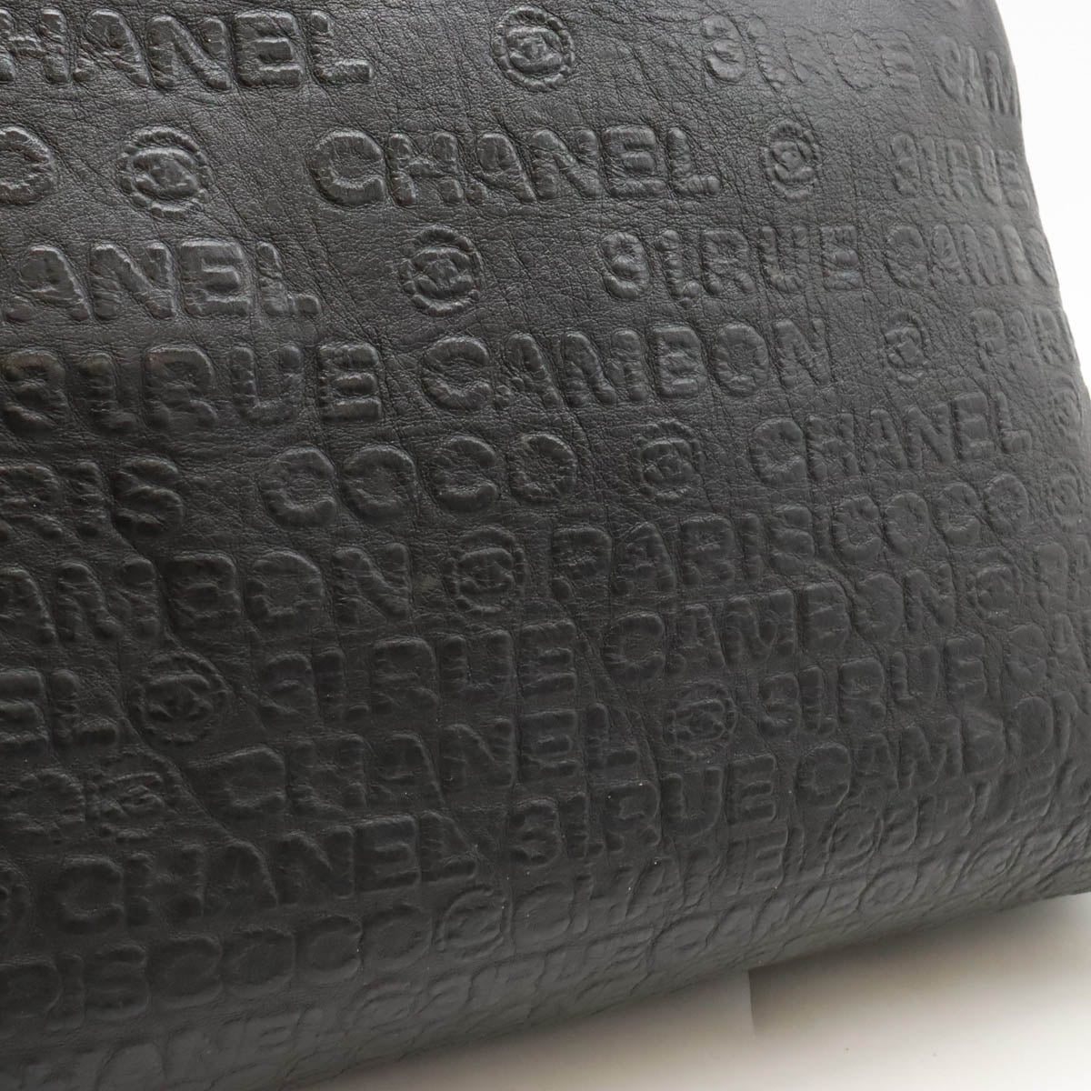 Chanel Leather Embossed Logo Tote Bag A46123 in New Condition