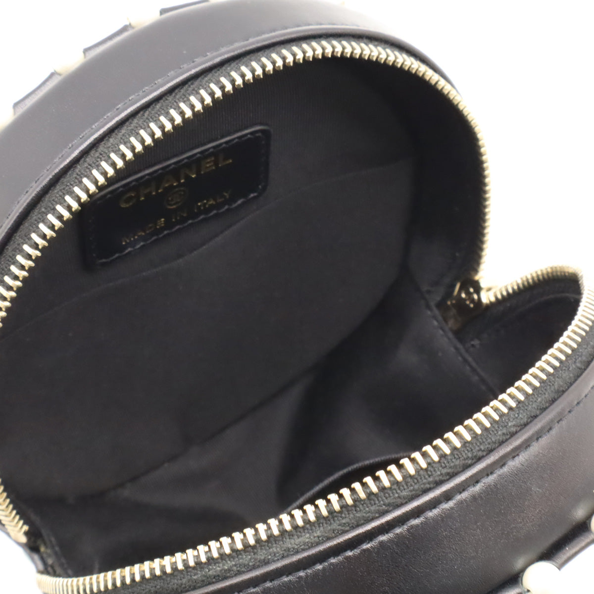 Chanel Leather Faux Pearl Round Chain Shoulder Bag