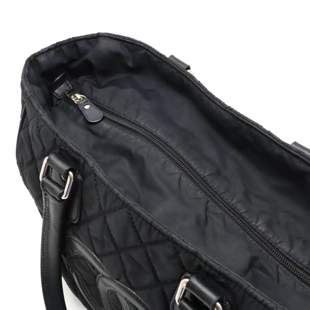 Chanel Nylon Leather Matelasse Tote Bag A33100