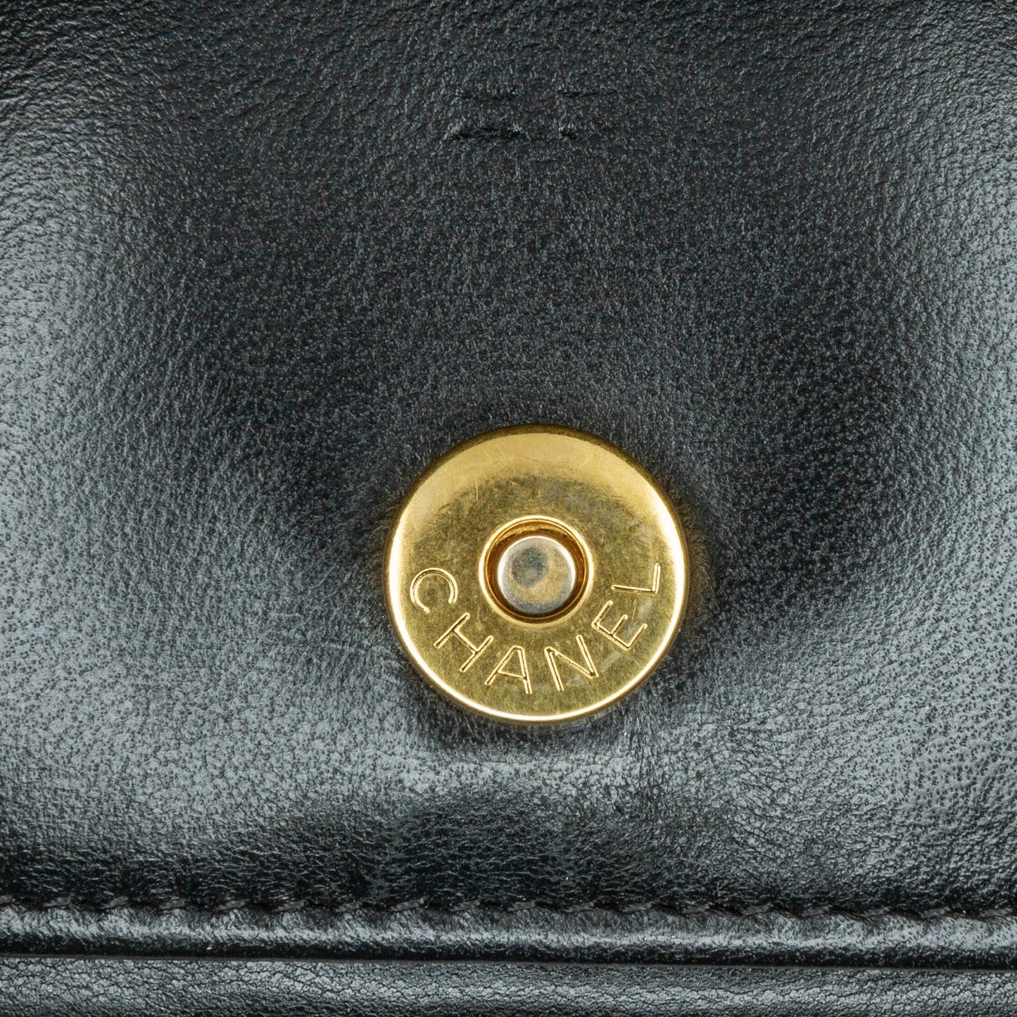 Chanel Sac CC Bicolor Quilted Lambskin Wallet On Chain
