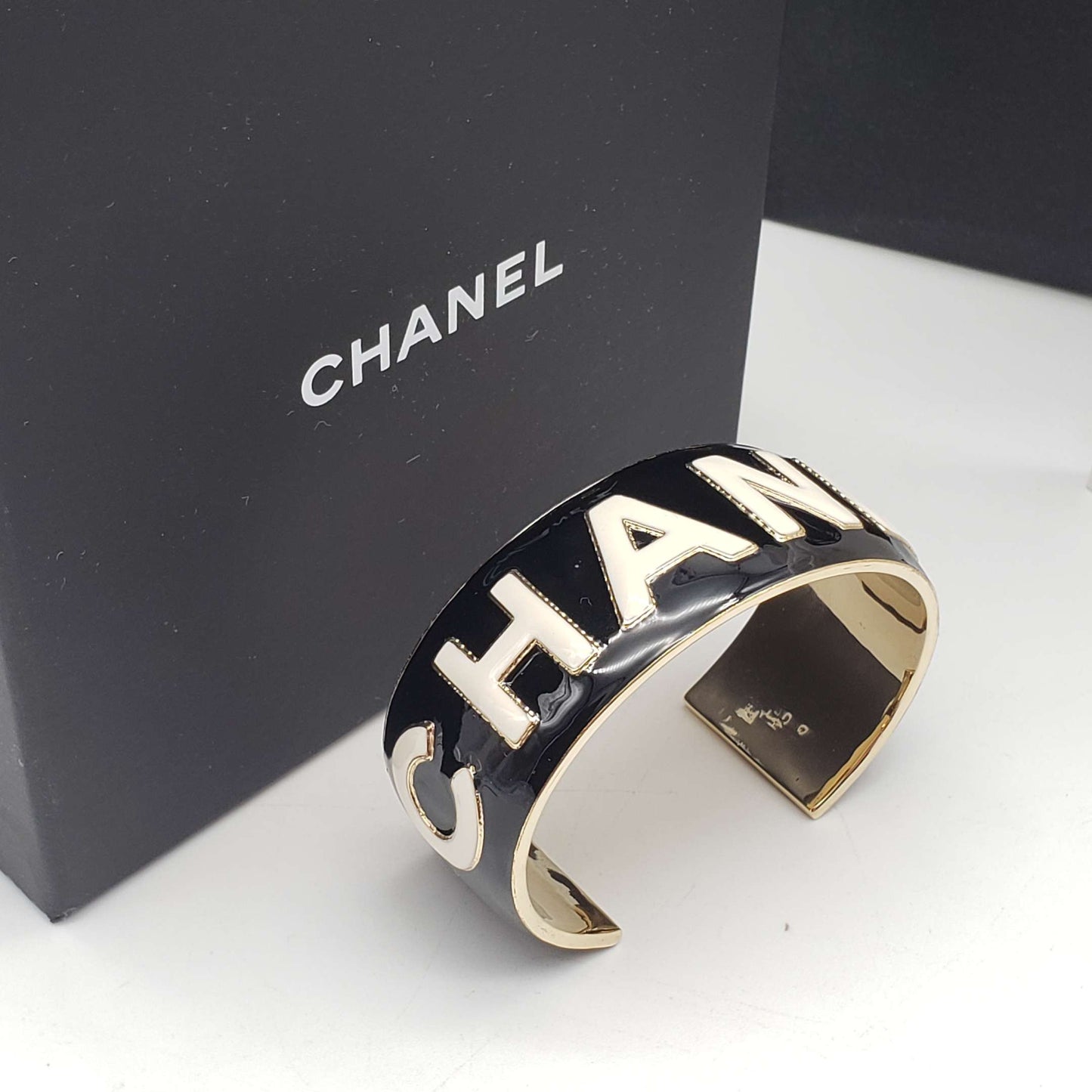 CHANEL BANGLE Brand New