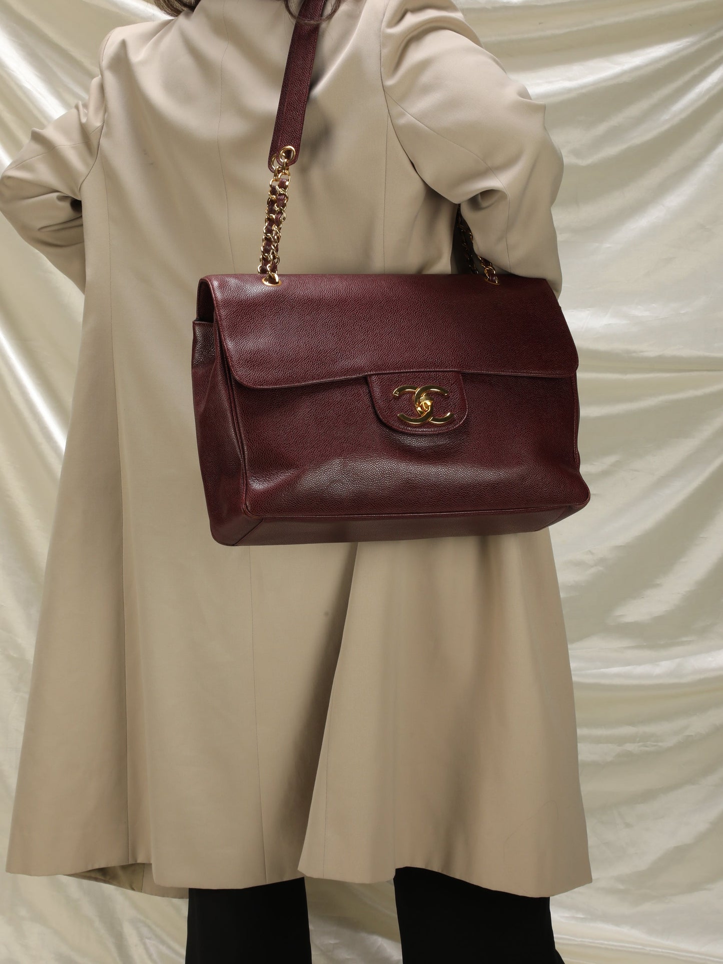 Extremely Rare Chanel Maxi Caviar Double-Sided Shoulder Bag