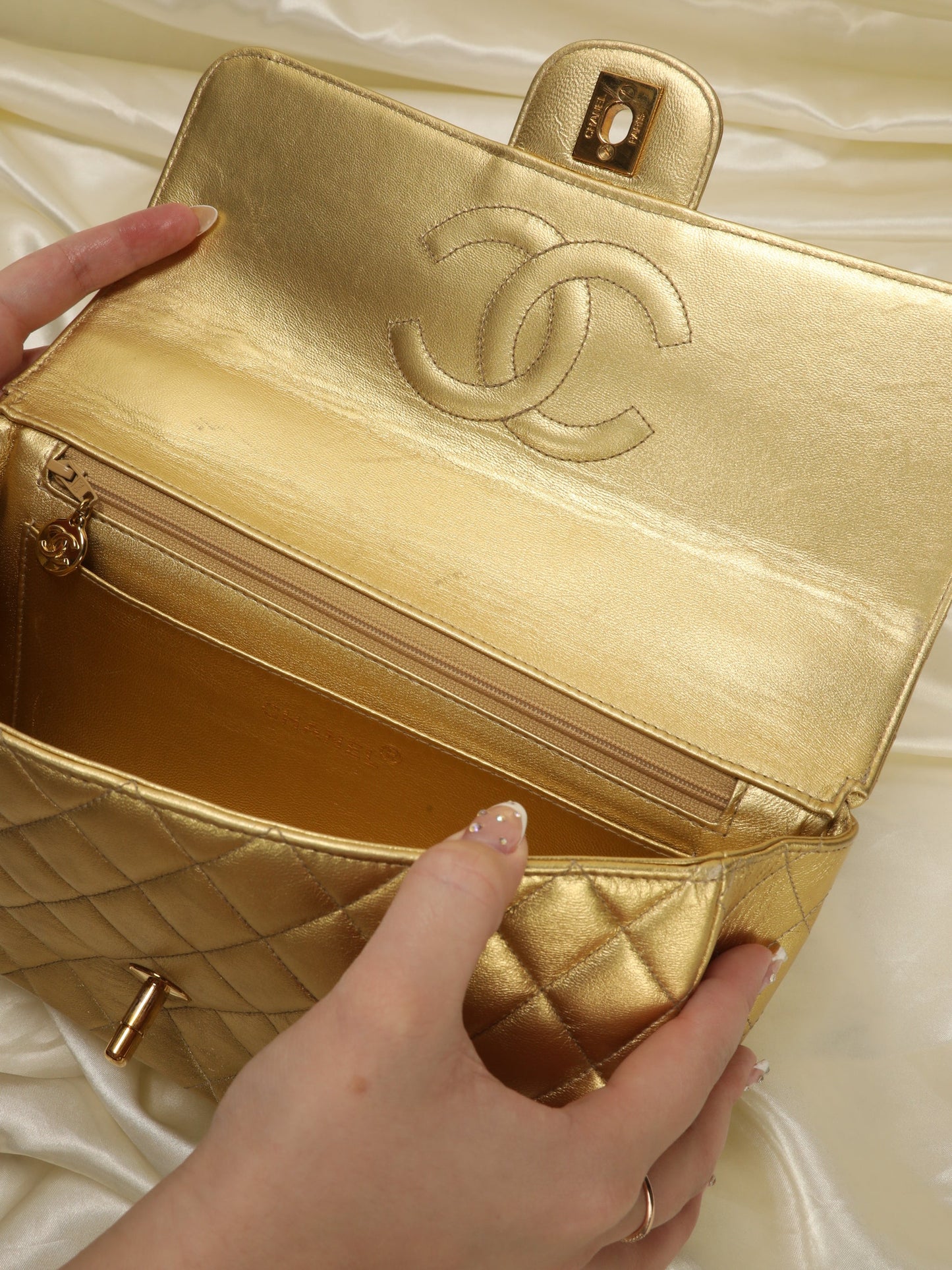 Extremely Rare Chanel Metallic Kelly Top Handle