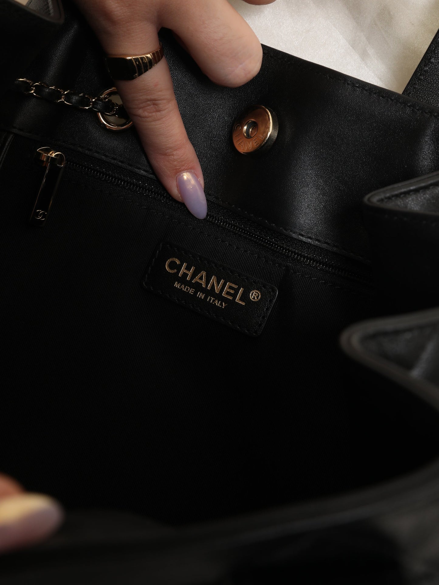 Chanel 2019 Lambskin Bucket Chain Bag
