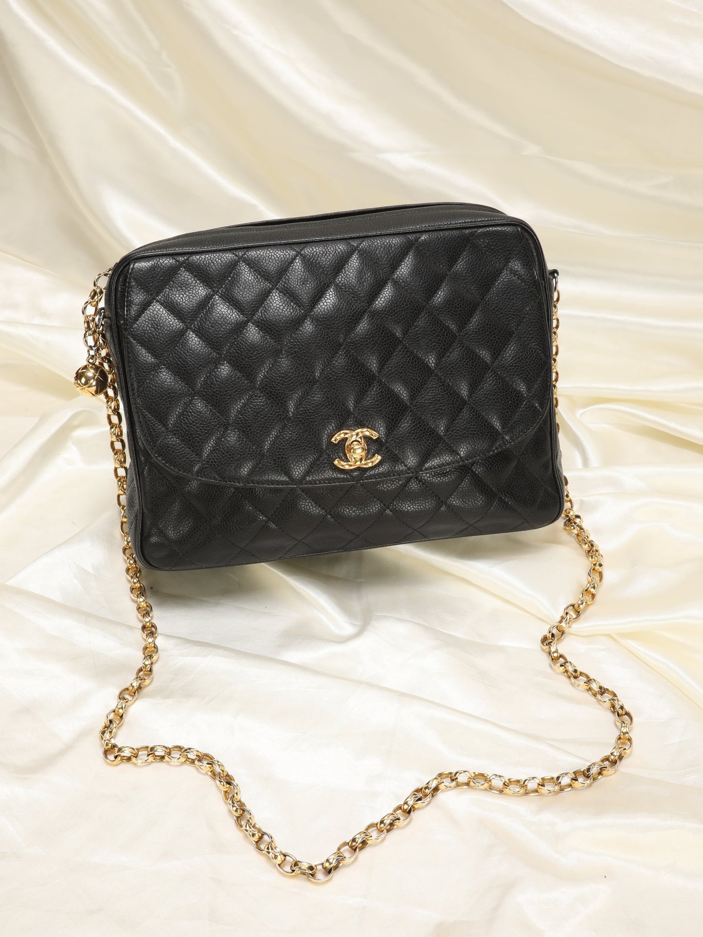 Extremely Rare Chanel Caviar Bijoux Camera Bag