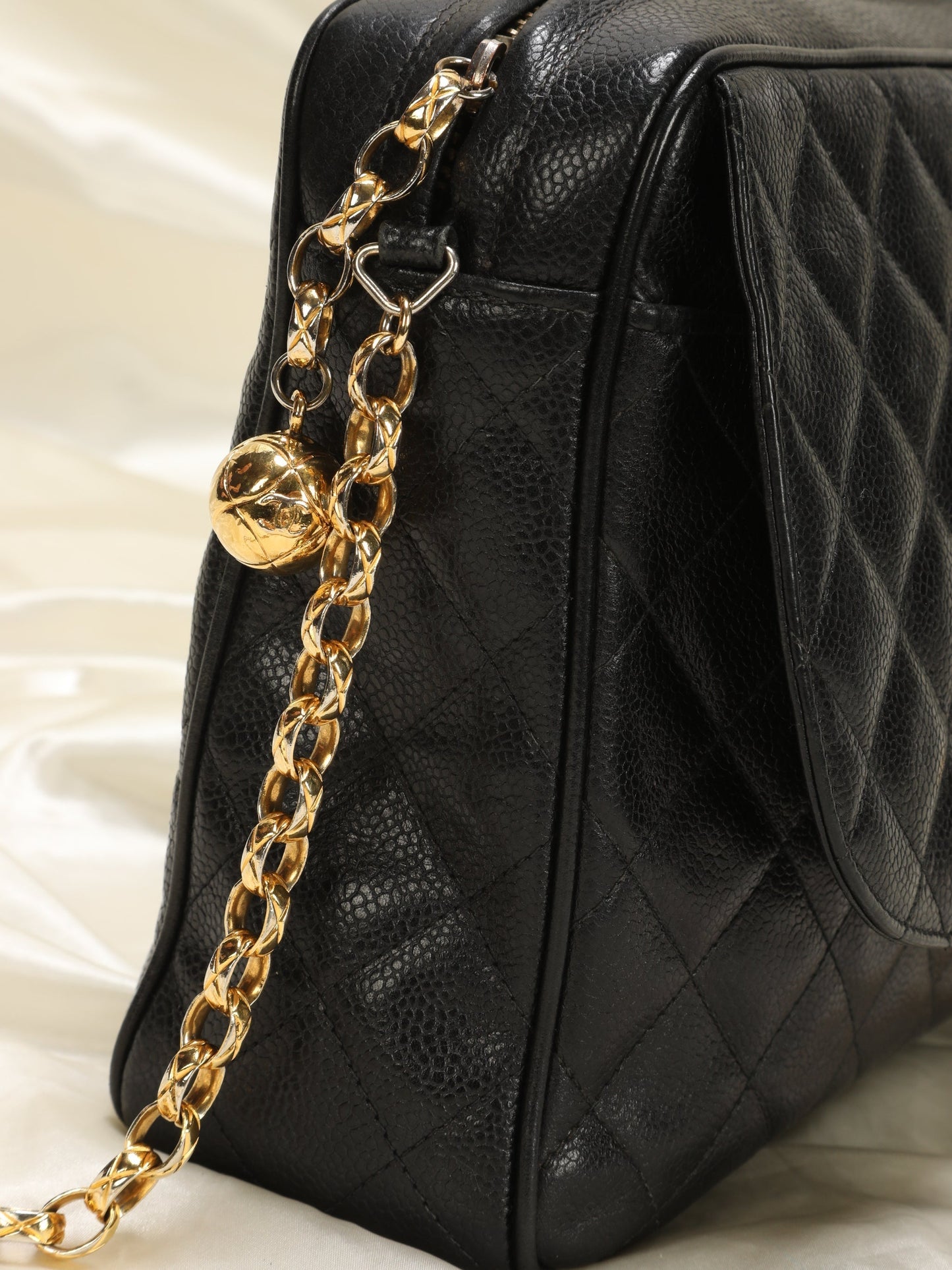 Extremely Rare Chanel Caviar Bijoux Camera Bag
