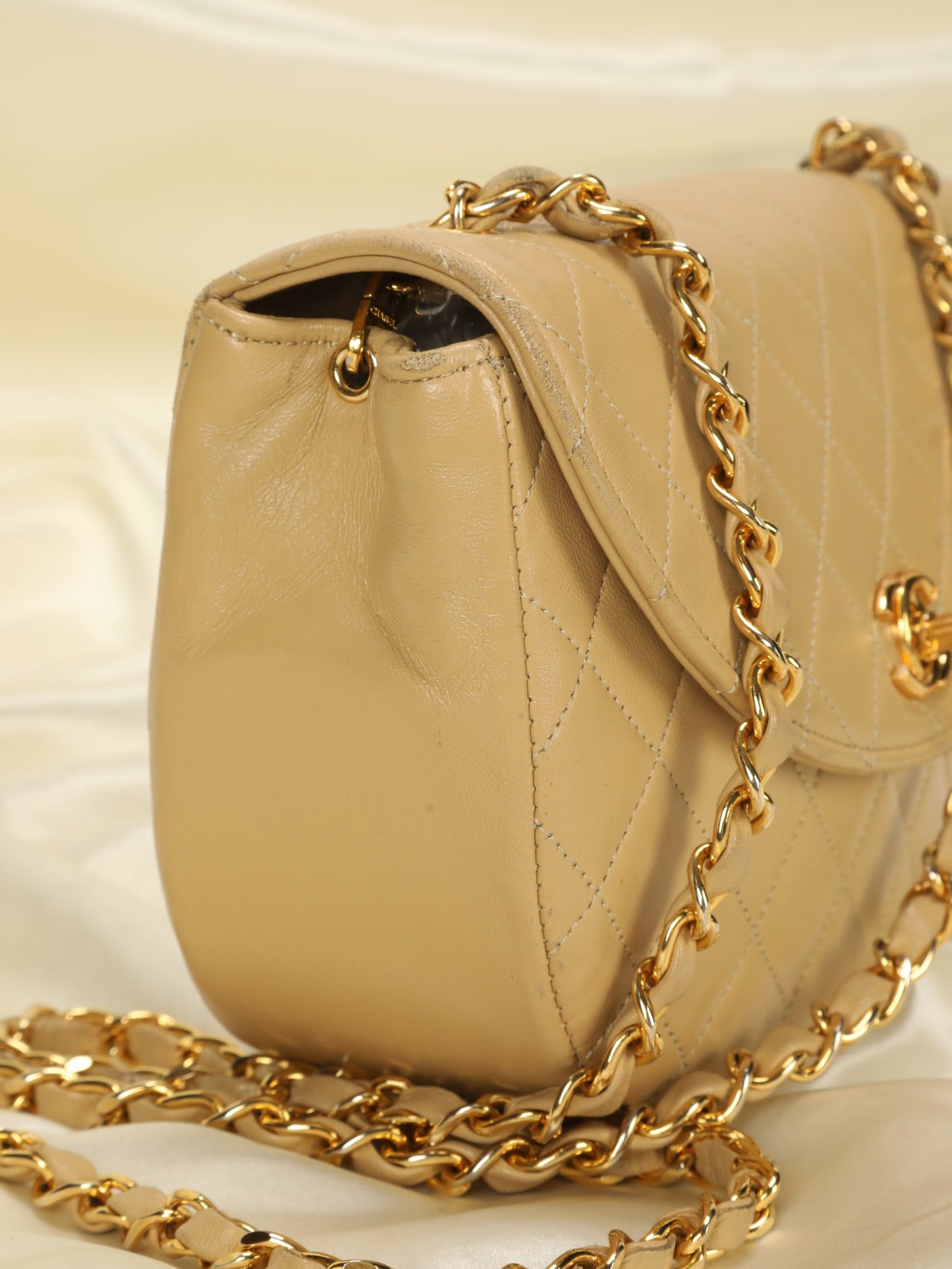 Chanel Round Beige Quilted Turnlock