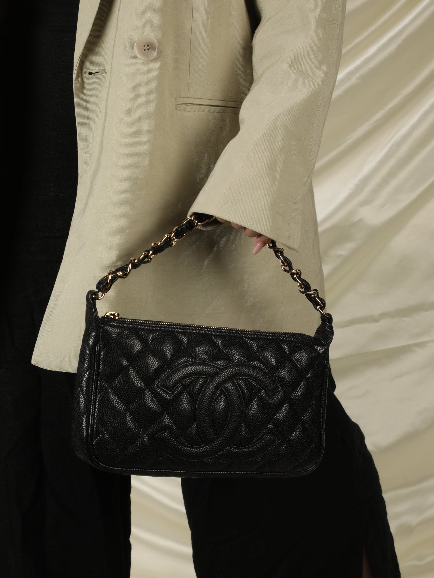 Chanel Caviar Black Pochette
