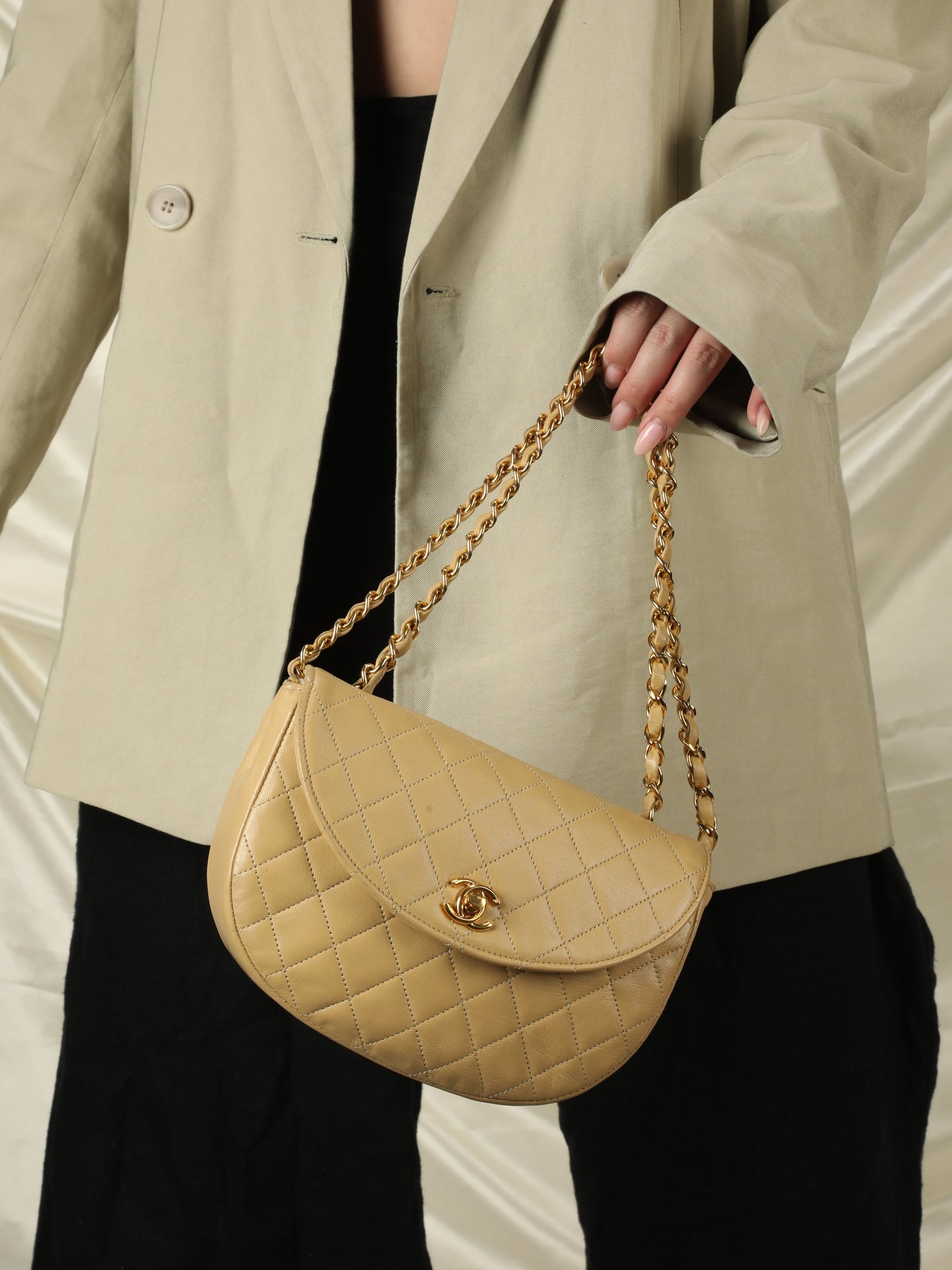 Chanel Round Beige Quilted Turnlock