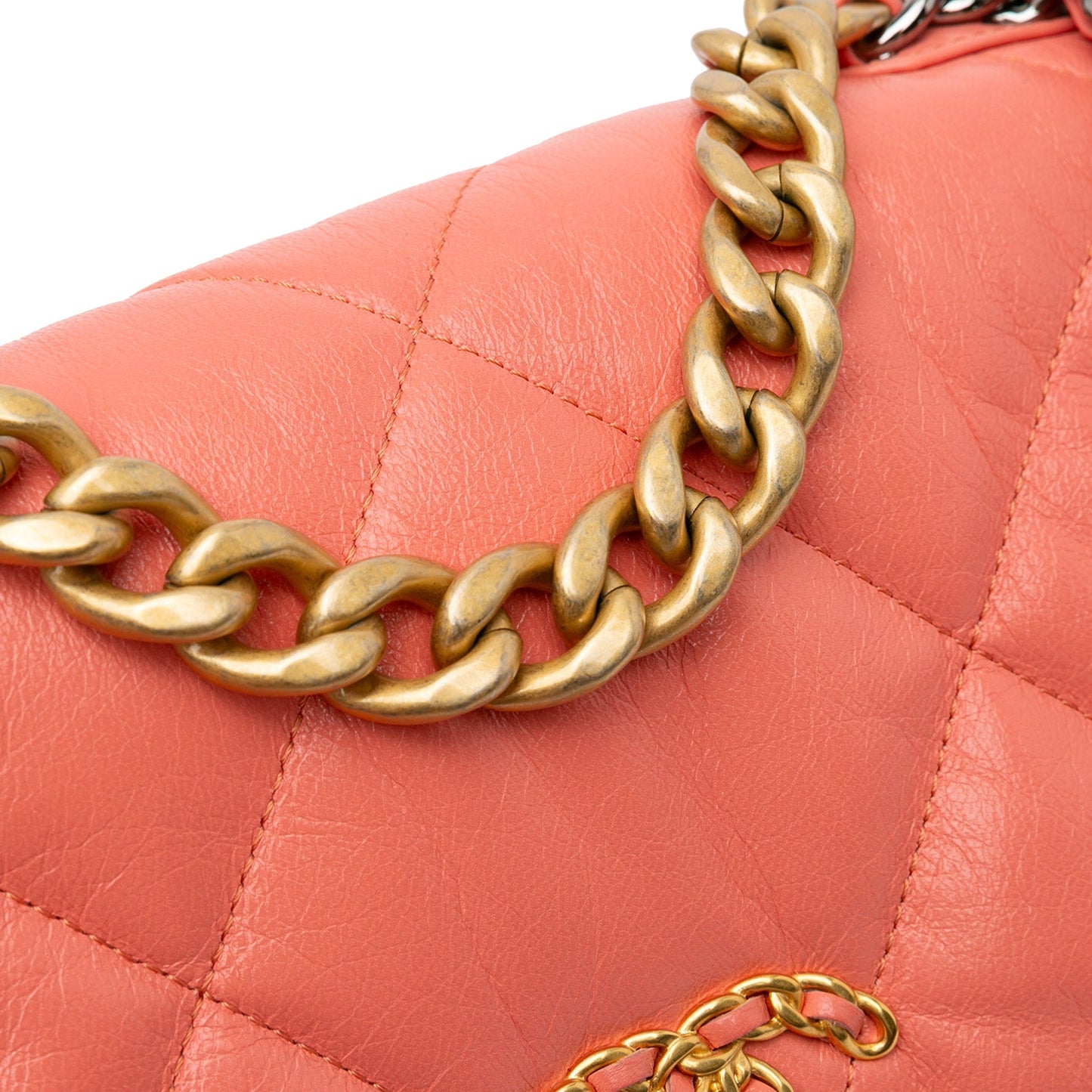 Chanel Sac Medium Lambskin 19 Flap