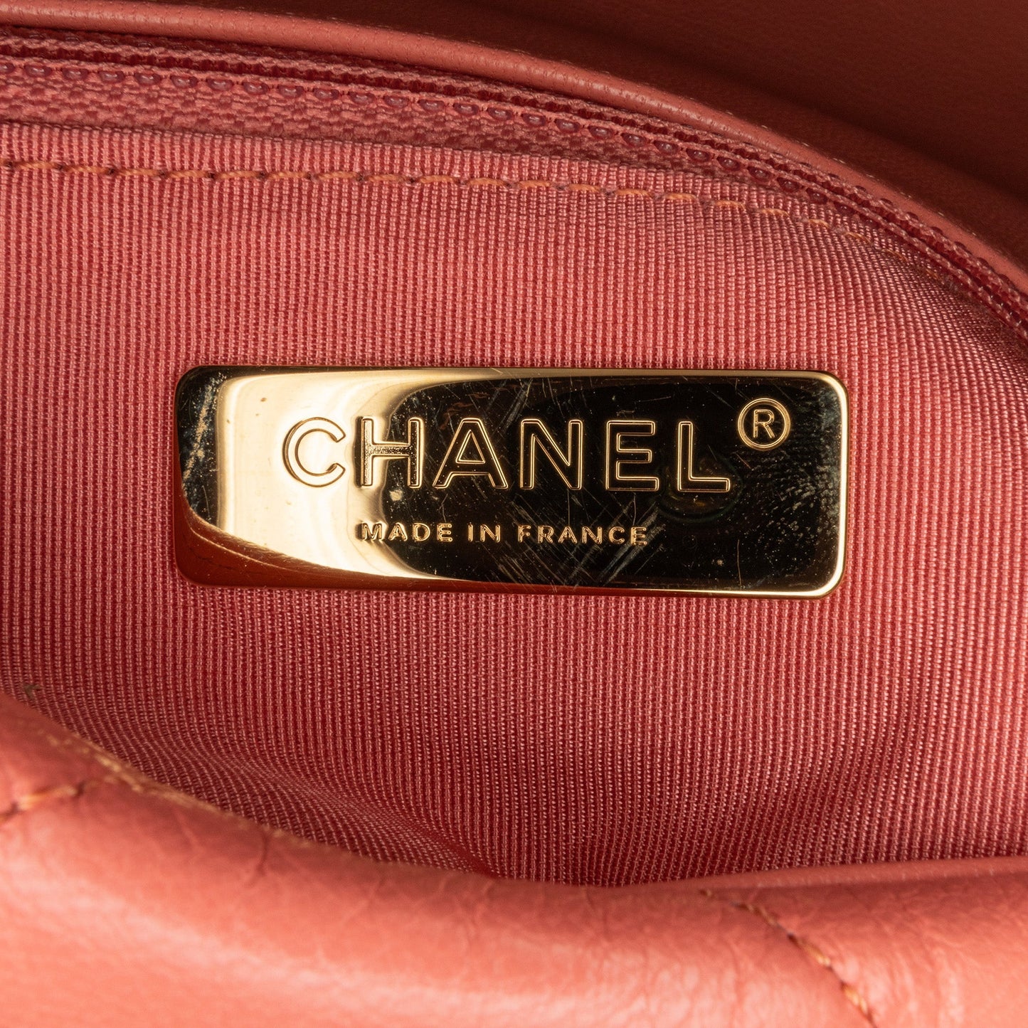 Chanel Sac Medium Lambskin 19 Flap