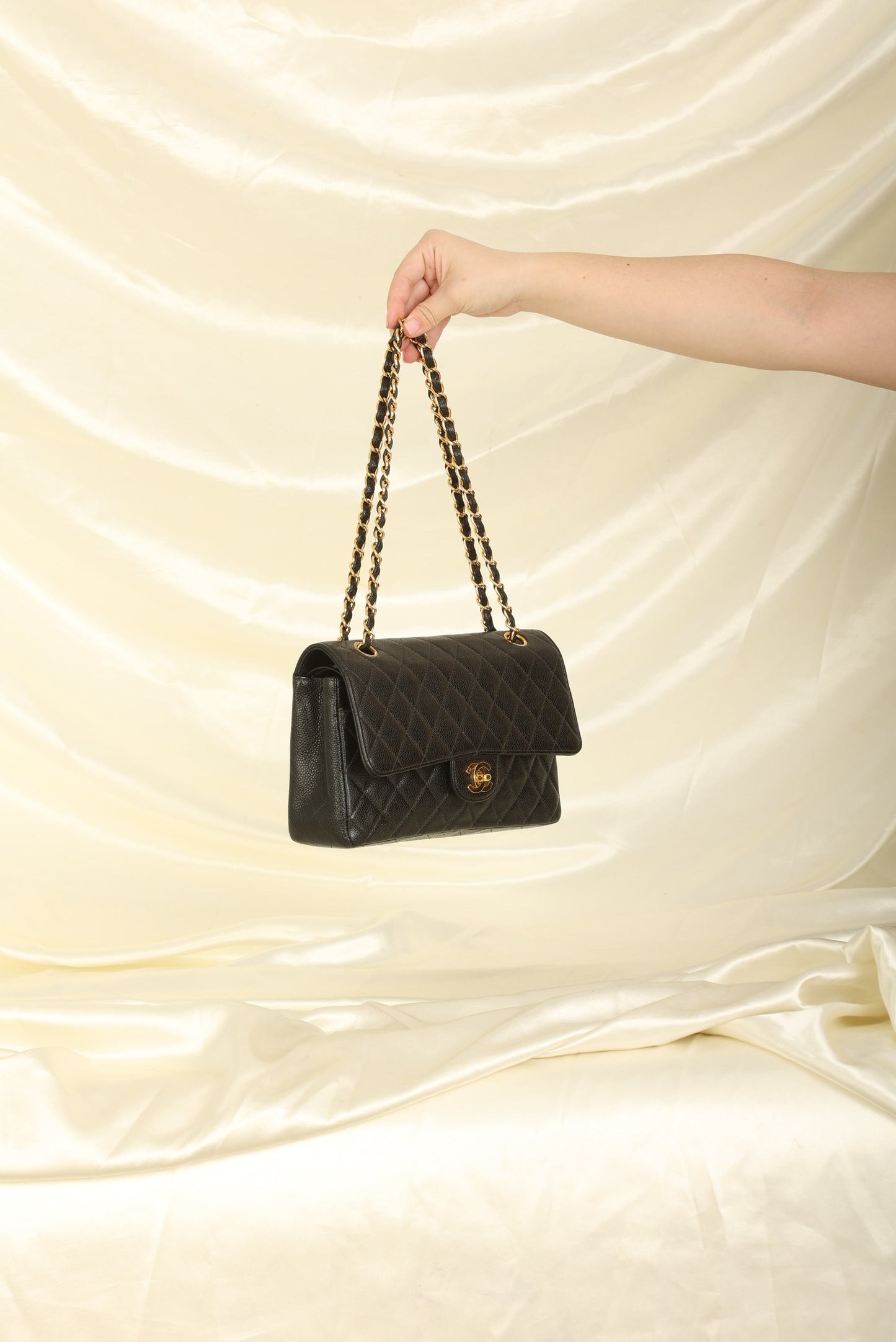 Chanel 2005 Caviar Medium Double Flap